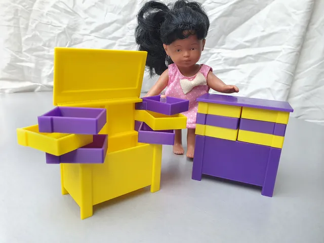 Dollhouse furniture