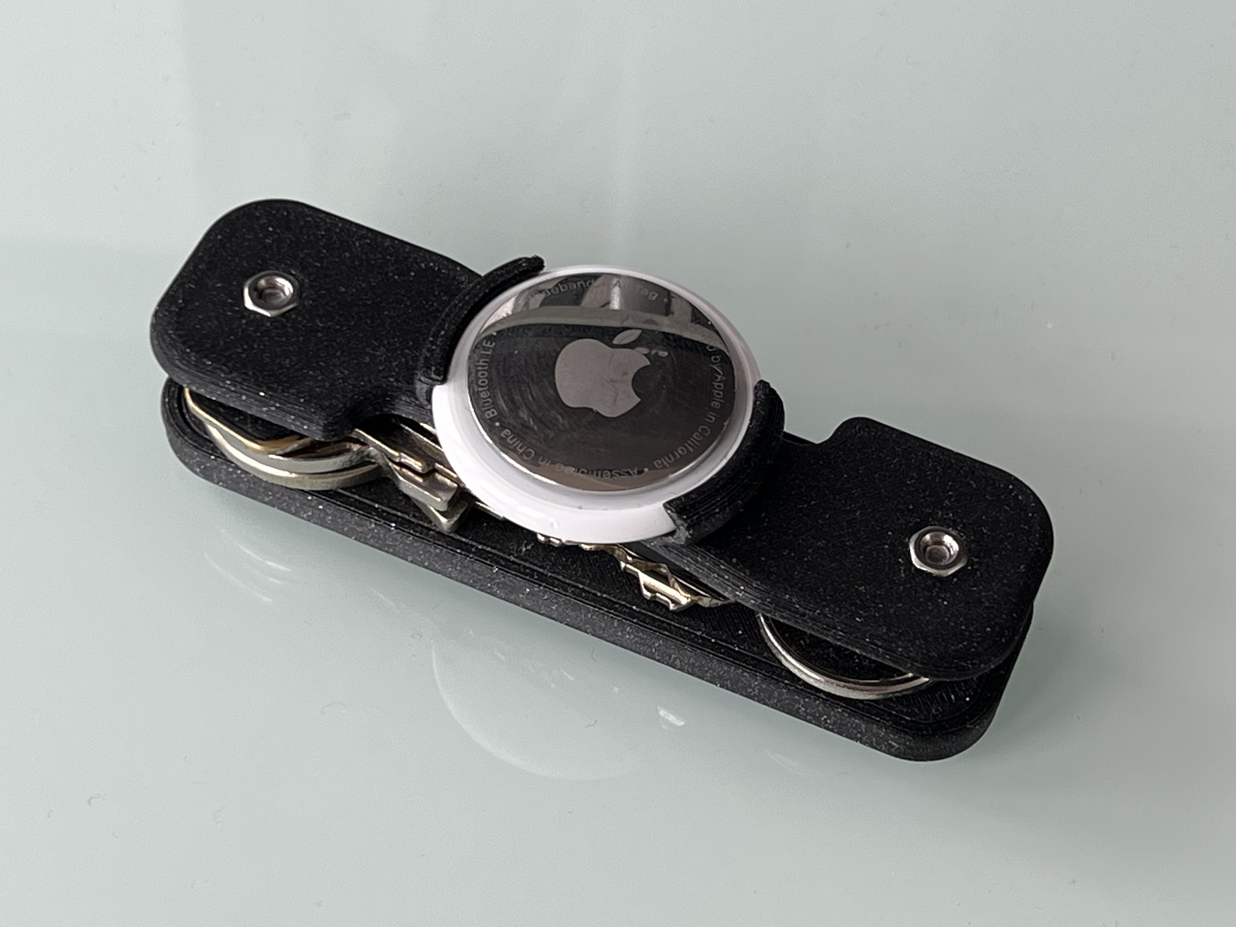 NUKI Fob Keyholder with AirTag by Steeeve Download free STL model