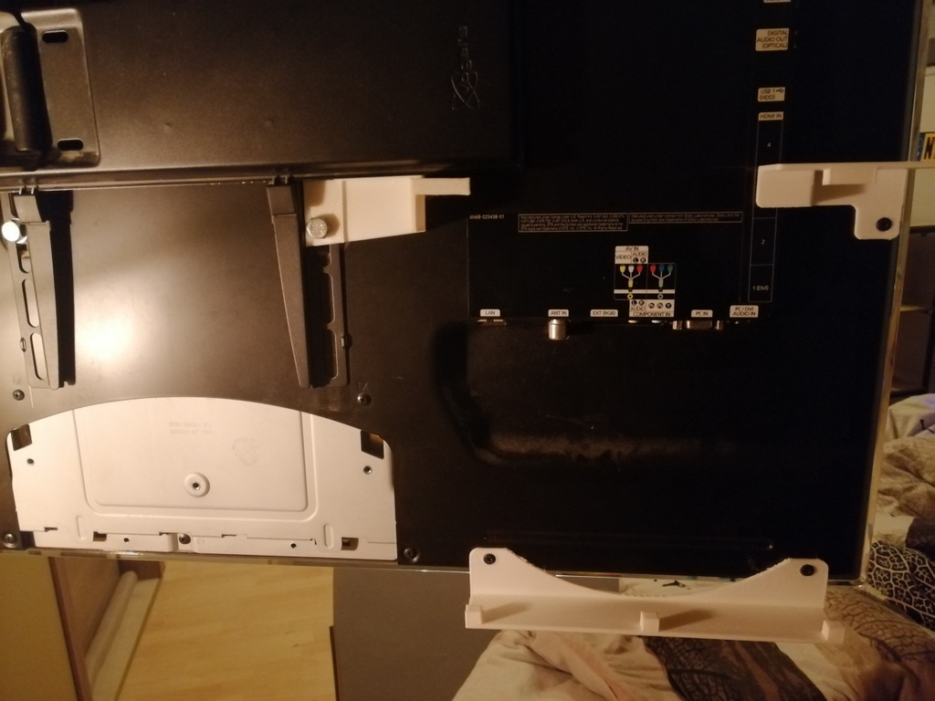 PS4 MOUNT BEHIND FLAT SCREEN