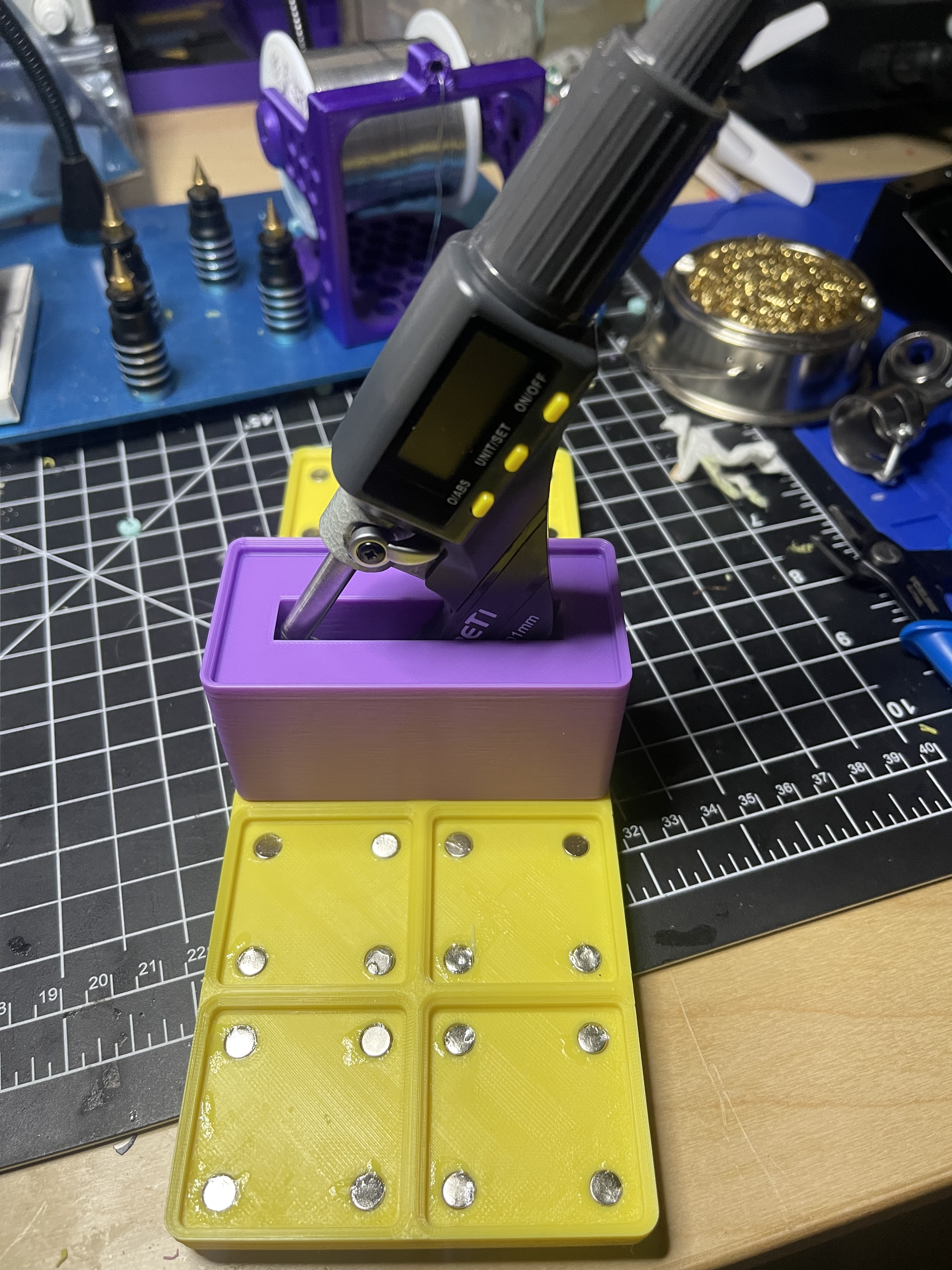 Gridfinity Micrometer Stand
