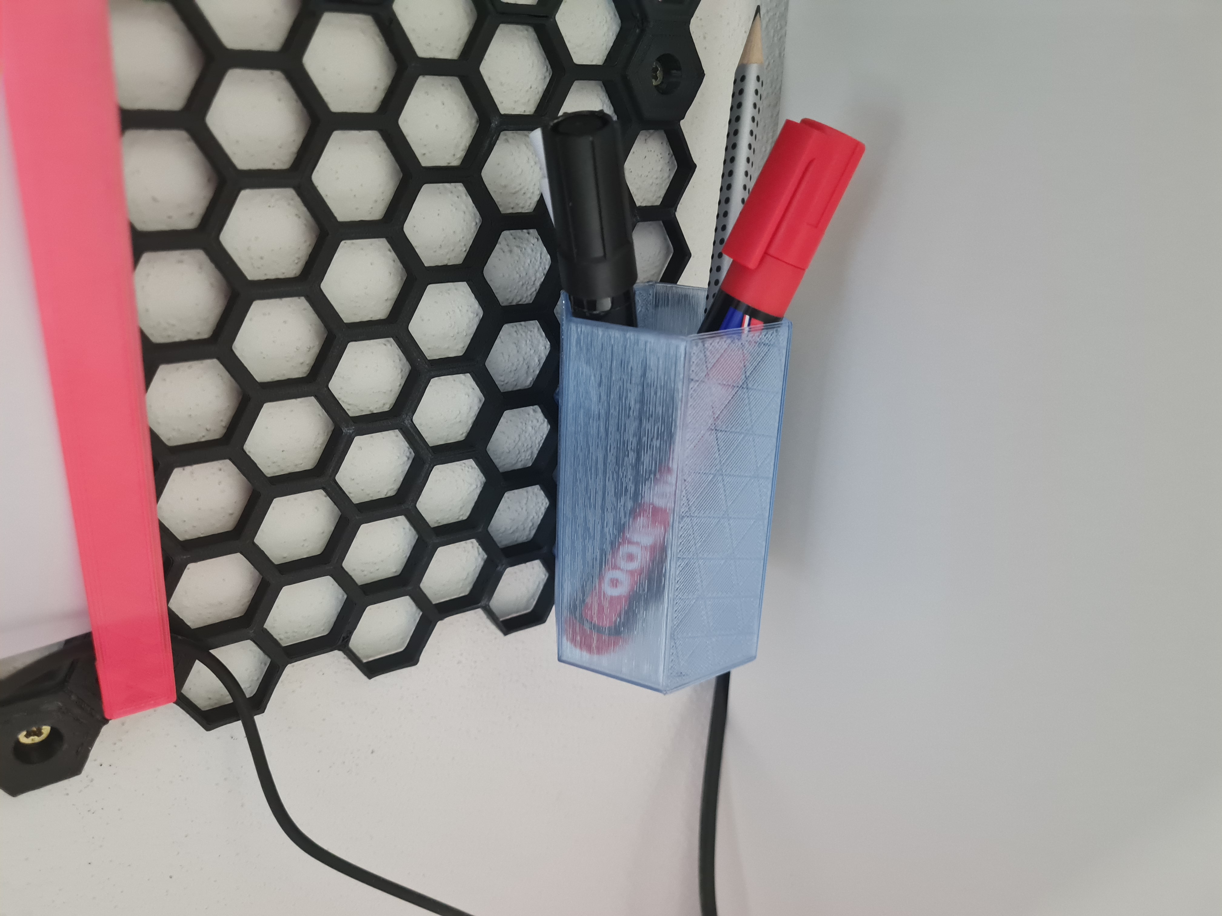 Pen holder for HONEYCOMB (hexagonal)