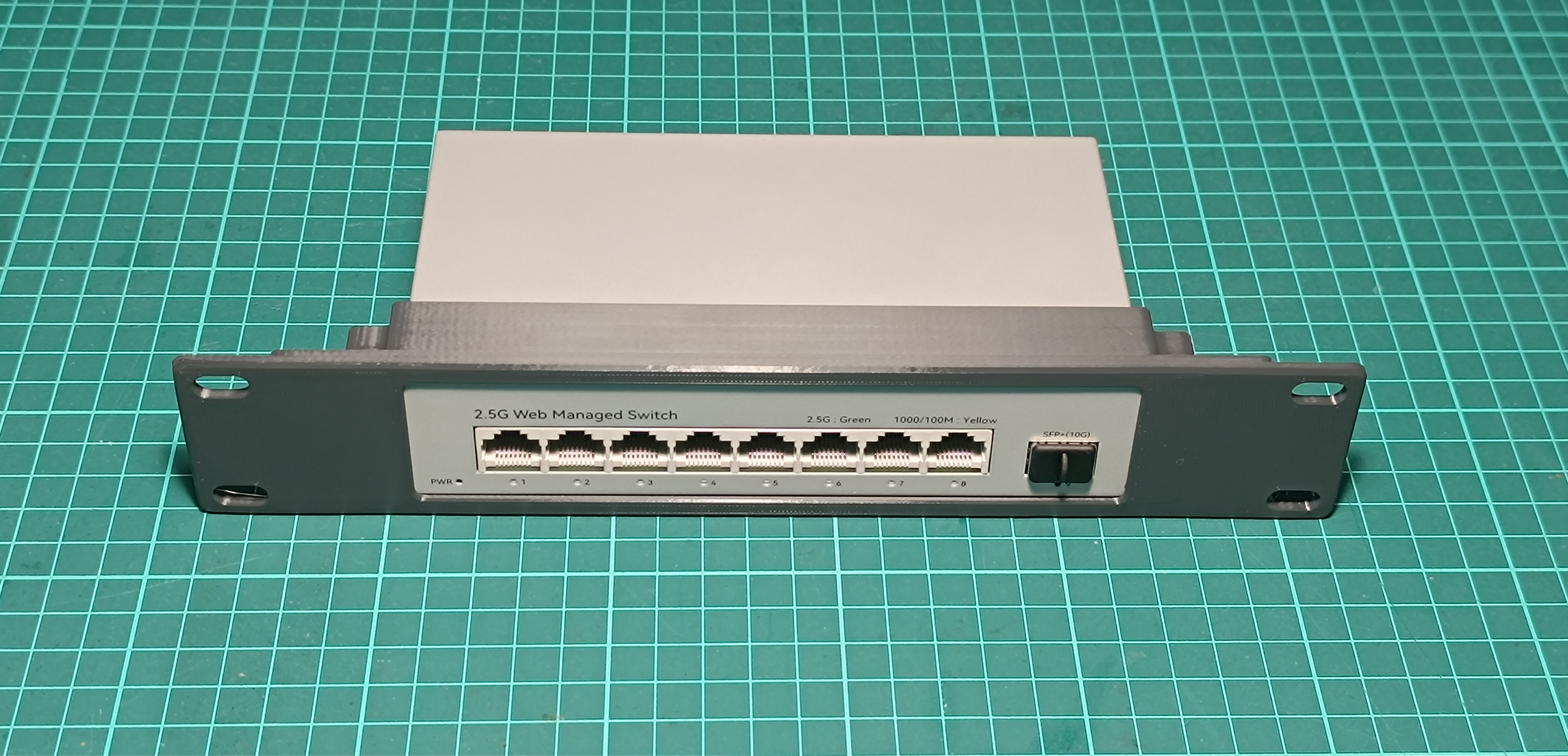 MiniRack 10-inch switch mount bracket