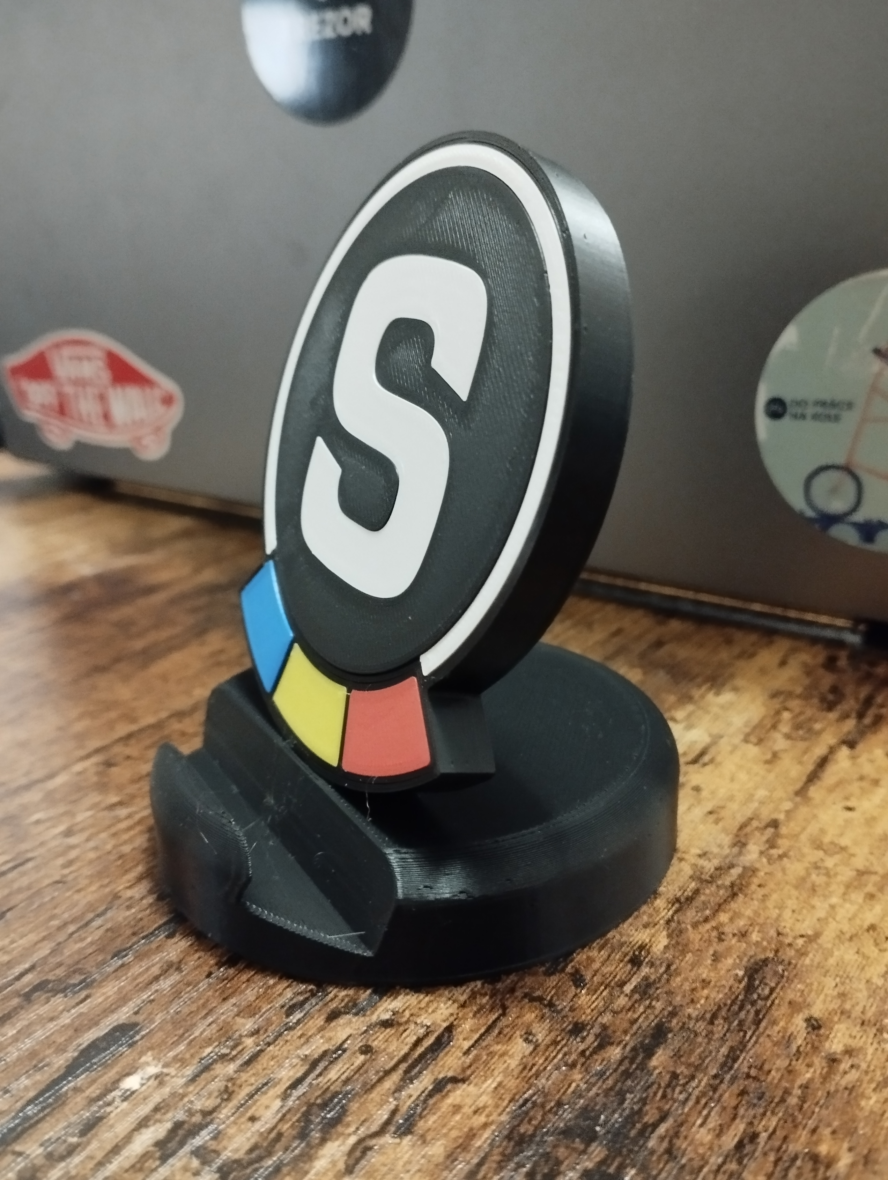 Mobile stand Sparta logo
