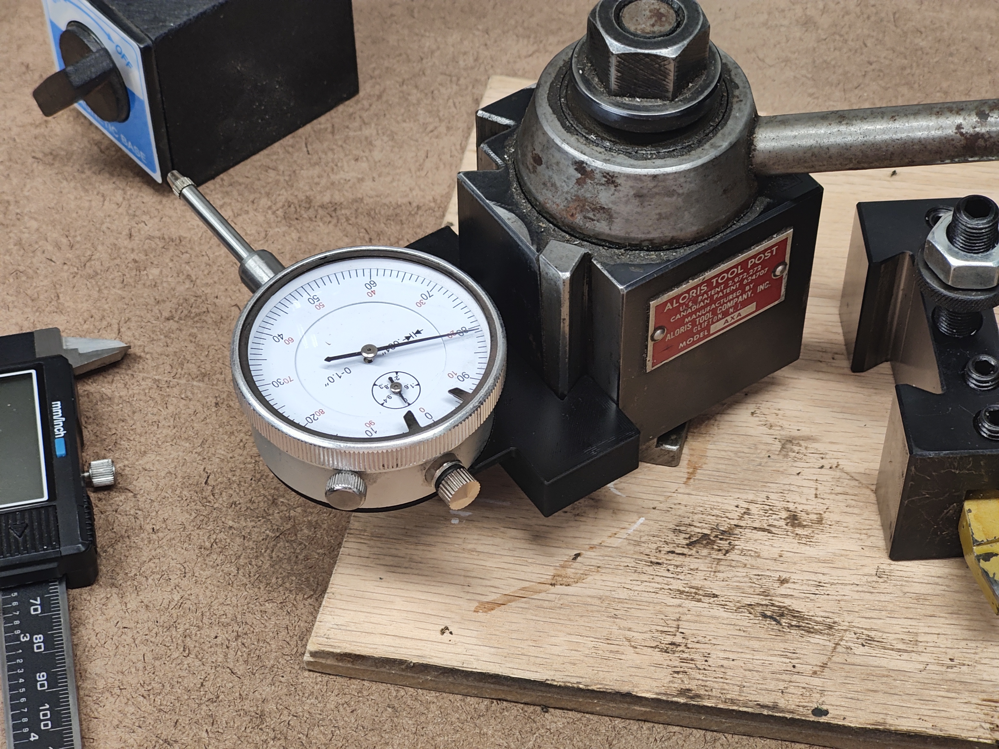 Miniatura 3 do modelo 3D Lathe Dial Indicator Mount
