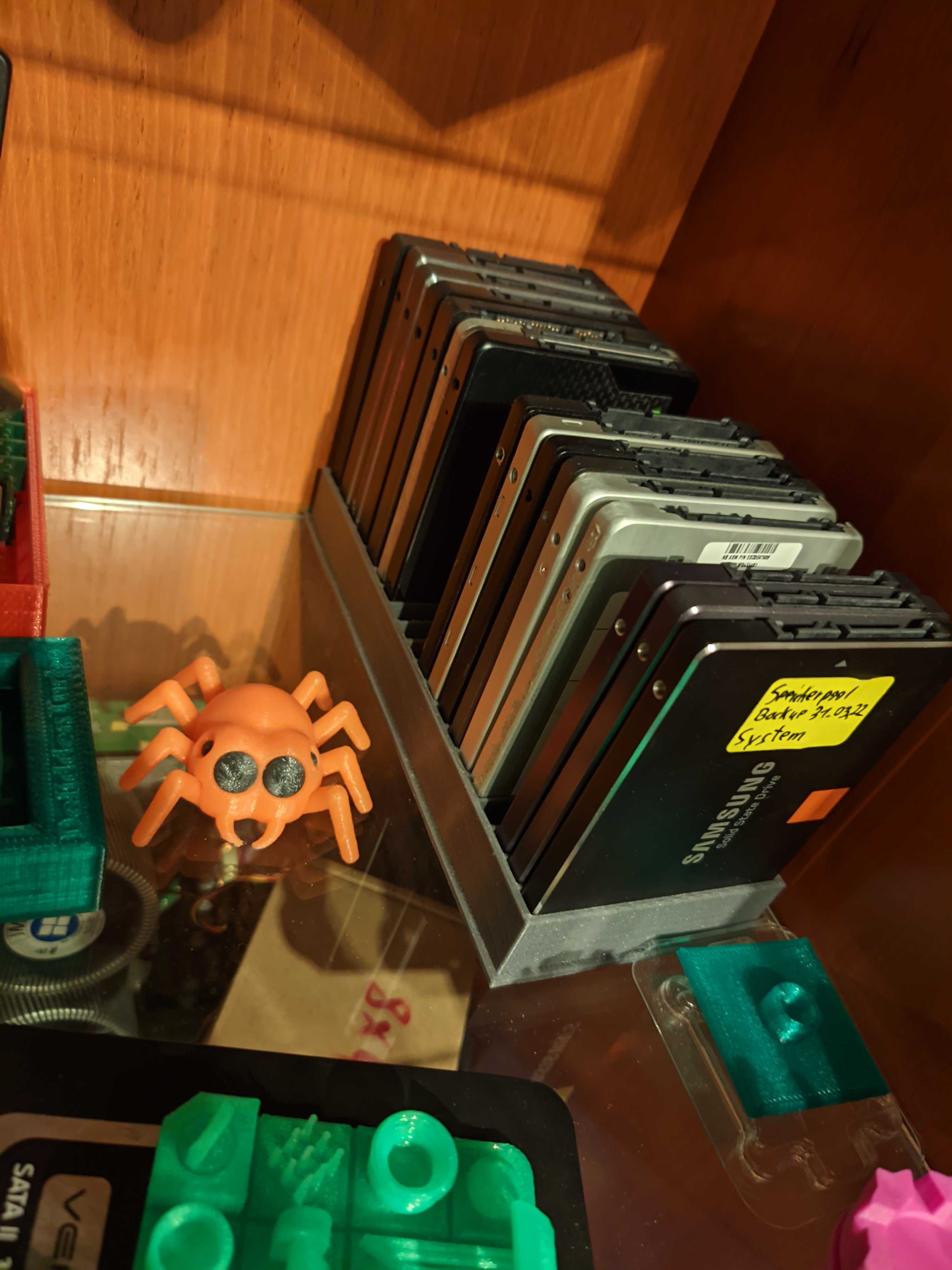 20 Bay SSD/HDD StorageTray Holder