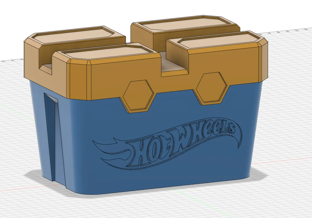 Rolobox Puts Toy Wheels On Cardboard Boxes