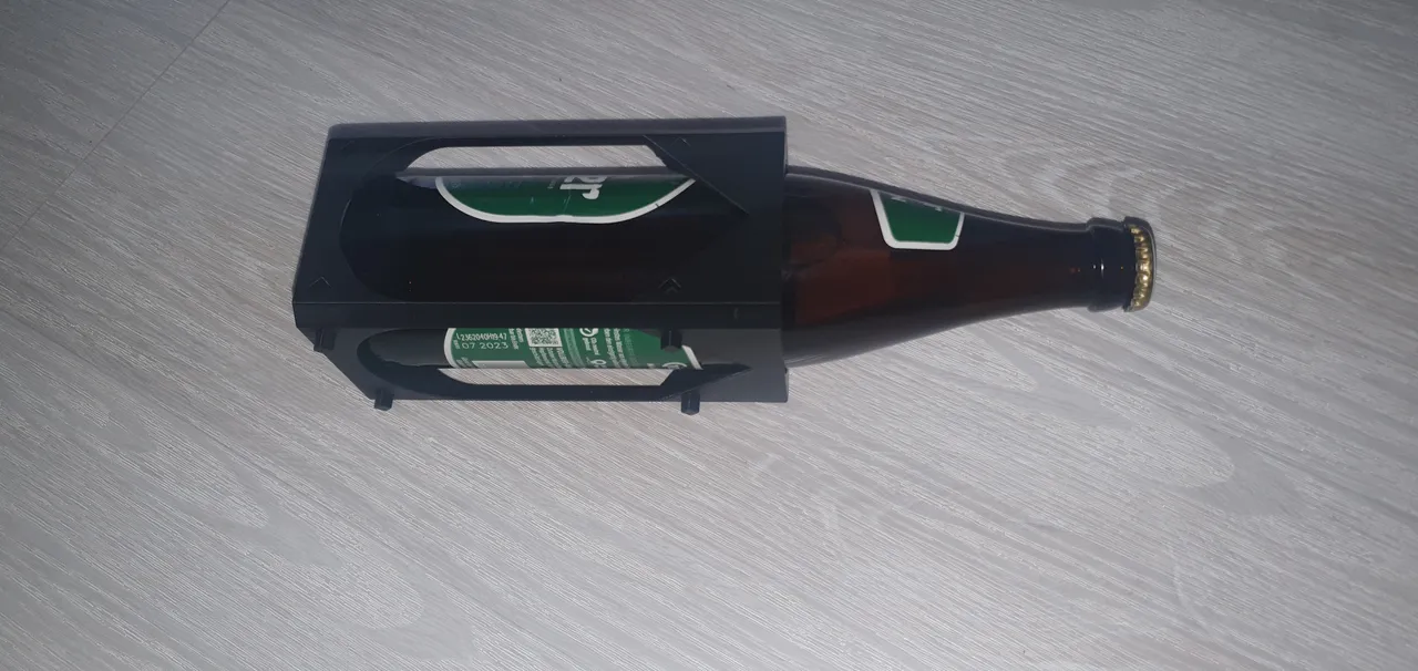 Beer bottle holder for the fridge (different bottle types available) by  Arne S, Download free STL model