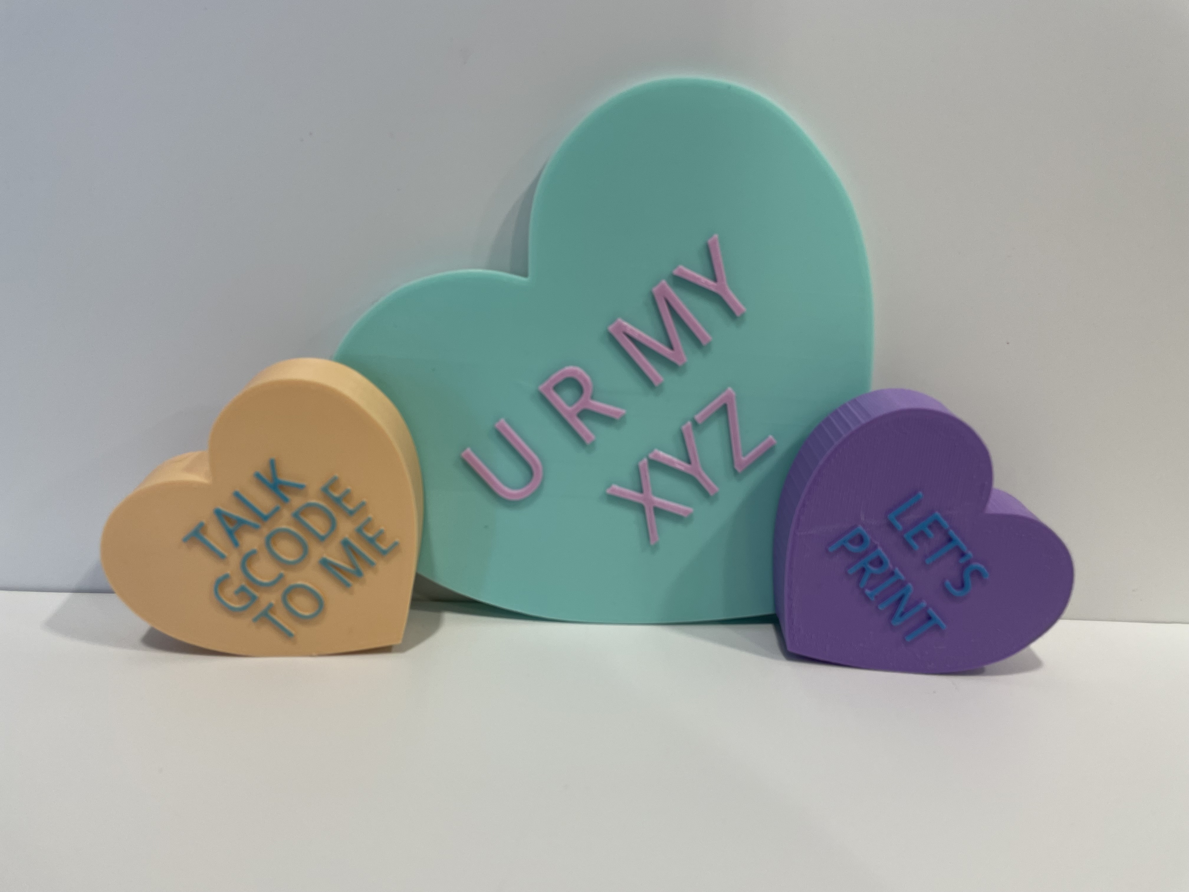 3D-theme Conversation Hearts