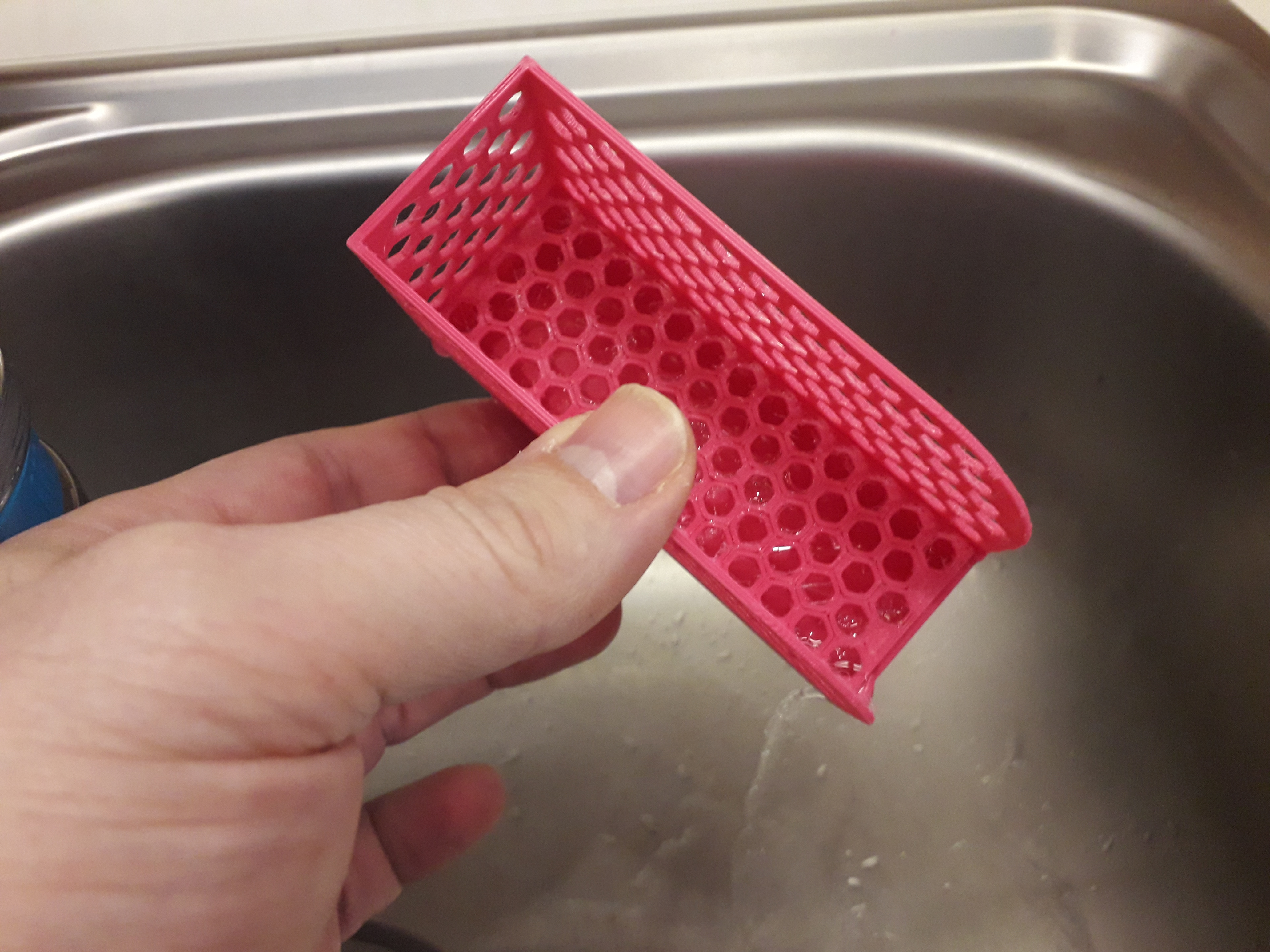 Miniatura 6 do modelo 3D Dish sponge holder