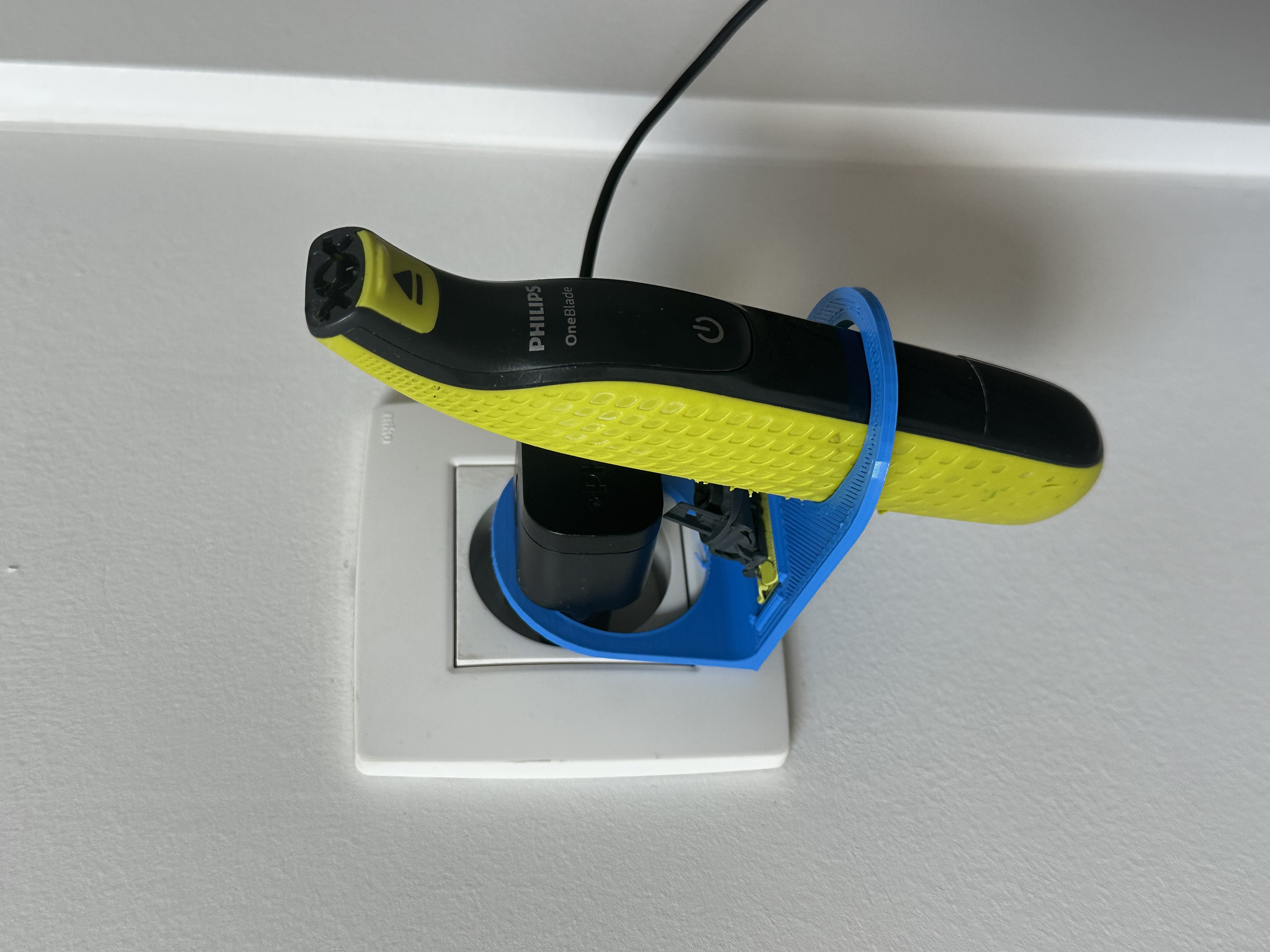 Simplified Philips OneBlade Universal Socket Holder