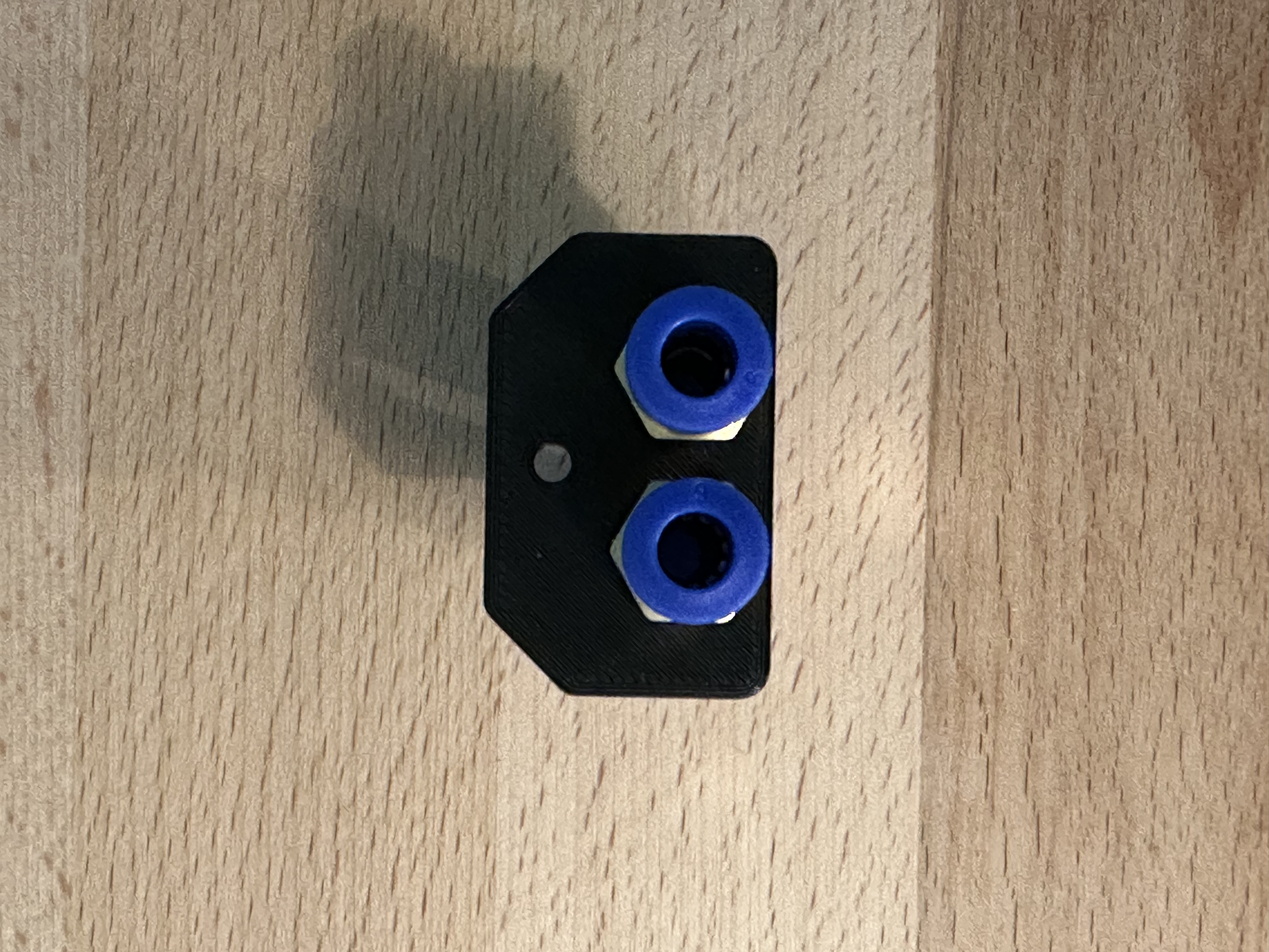 Original Prusa Enclosure - Top plug rear with holes for PC6-01 fittings