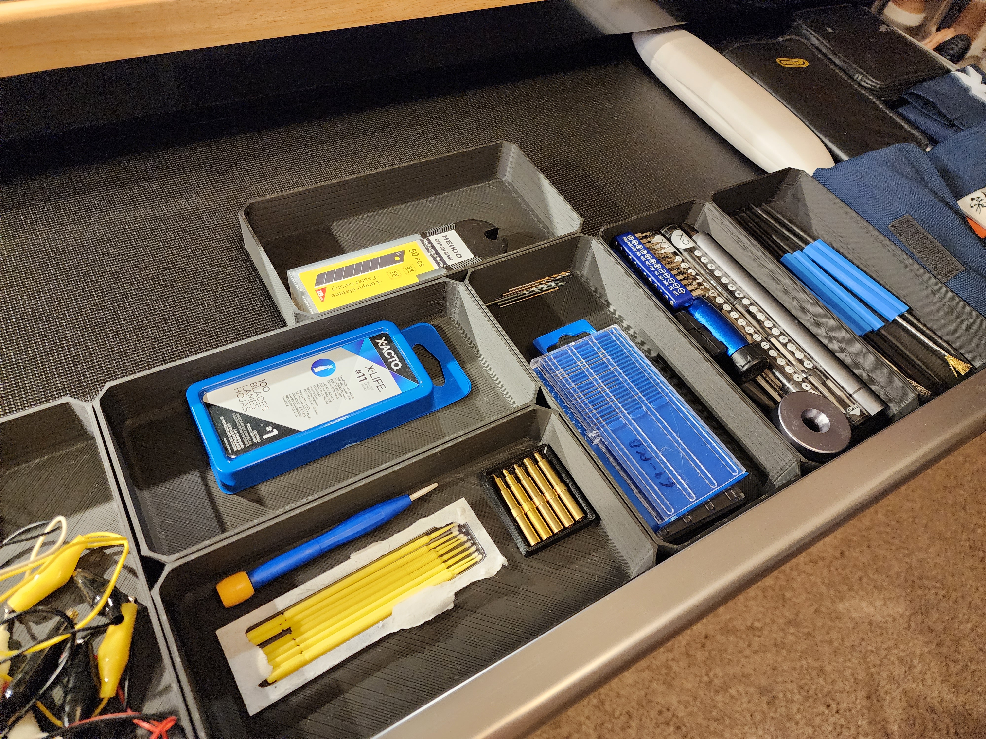 Husky Drawer Divider