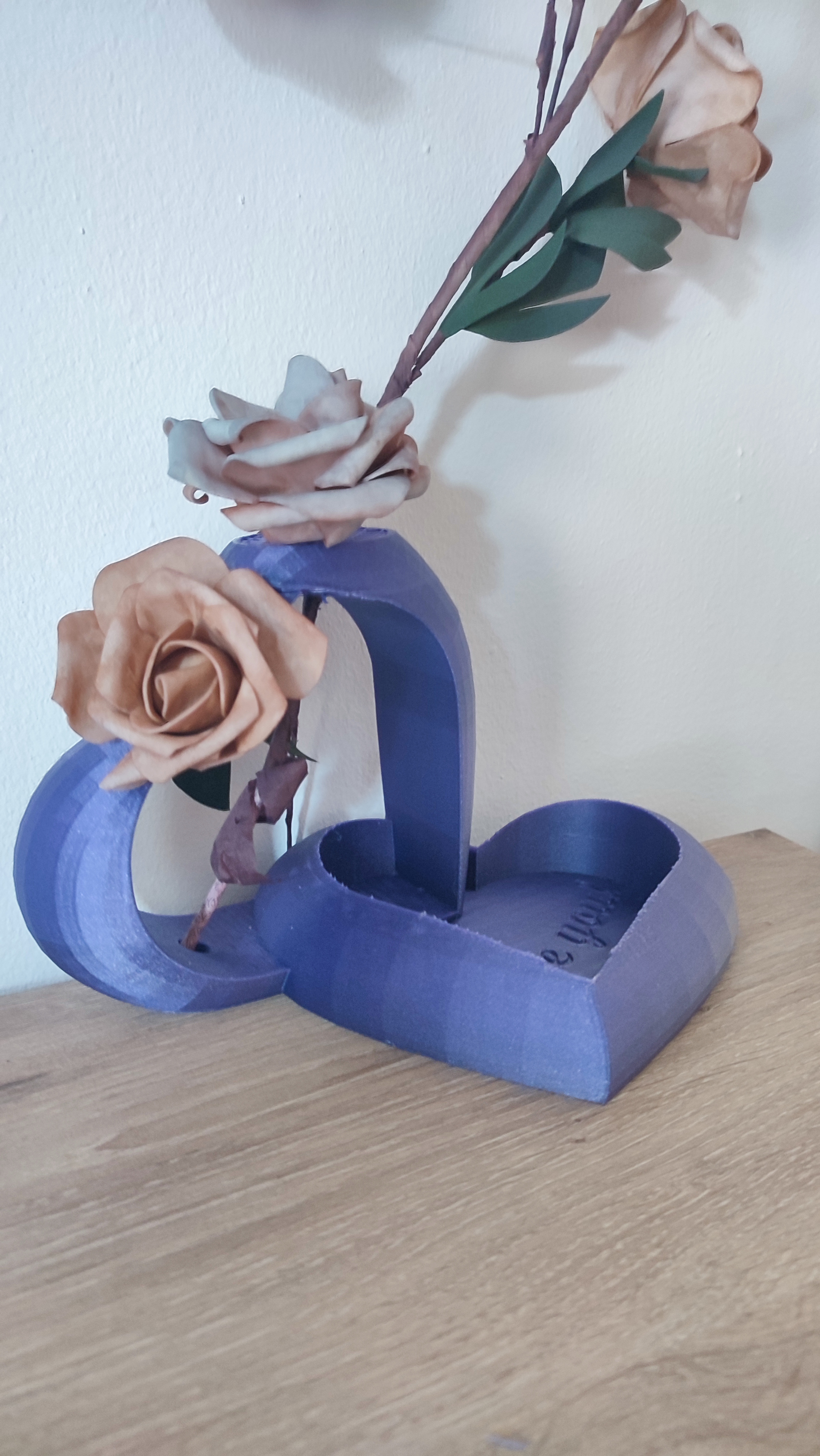 LOVE sign / LOVE gift / Valentine in seven variants