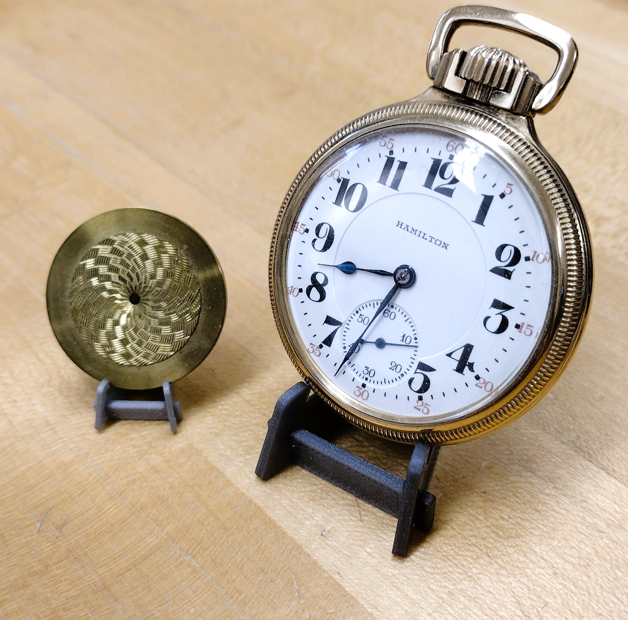 Watch or coin print flat display stand