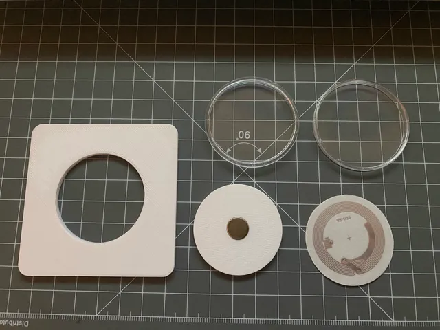 Magnetic RFID tag