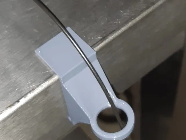 Filament guide
