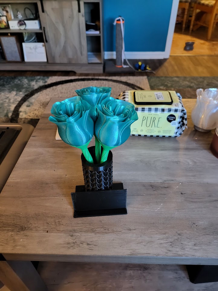 Rose & Knitted Vase Gift Card Holder