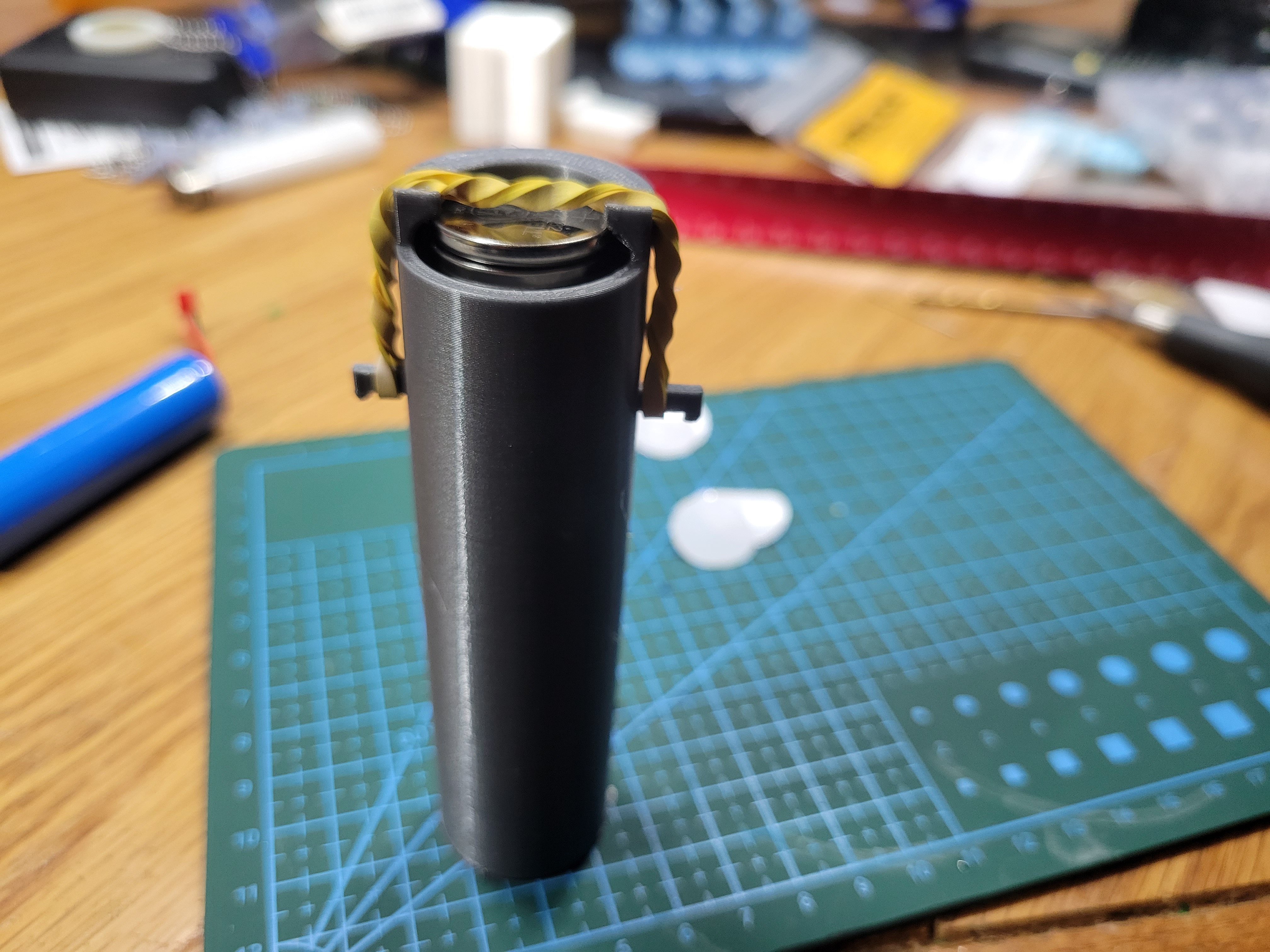Button Cell Battery HolderV2 Print In Place