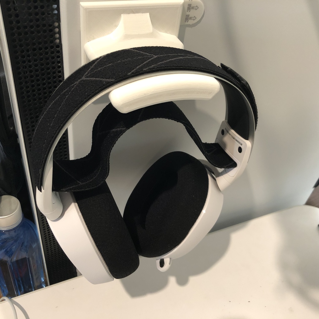 Arctis 7 Headphone Mount (The Duckbill)