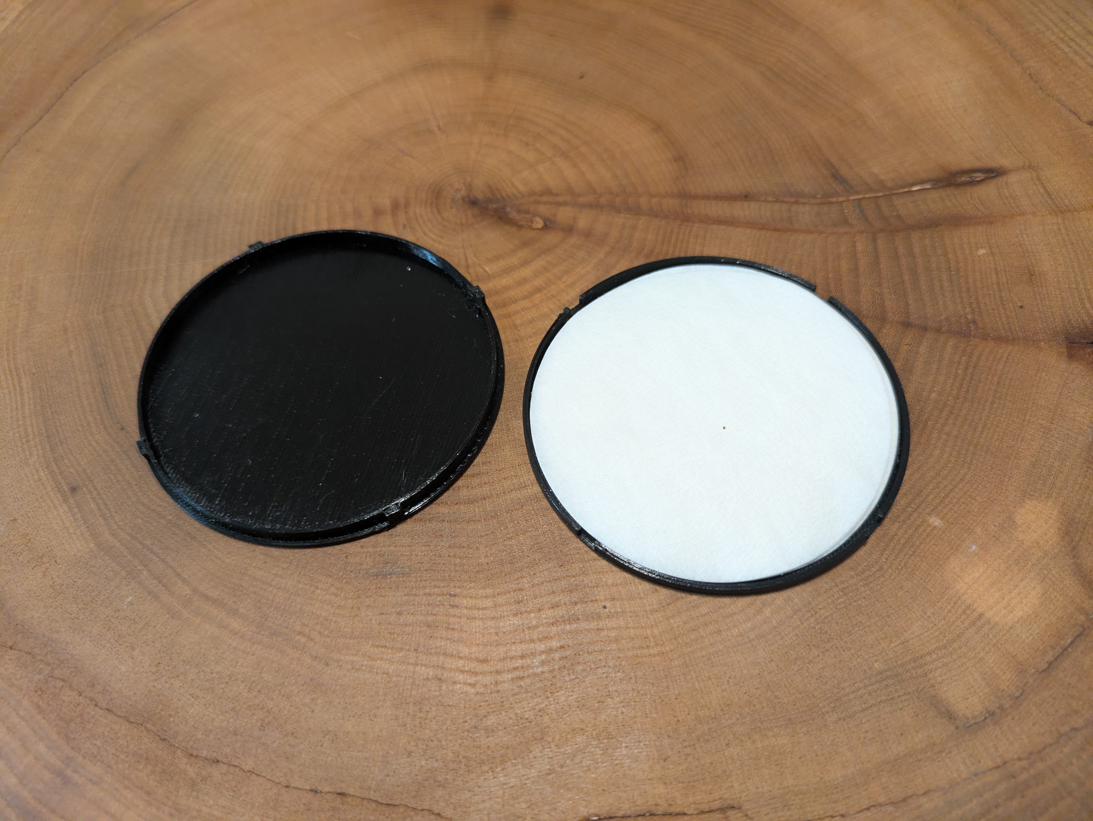 Case for AeroPress filters