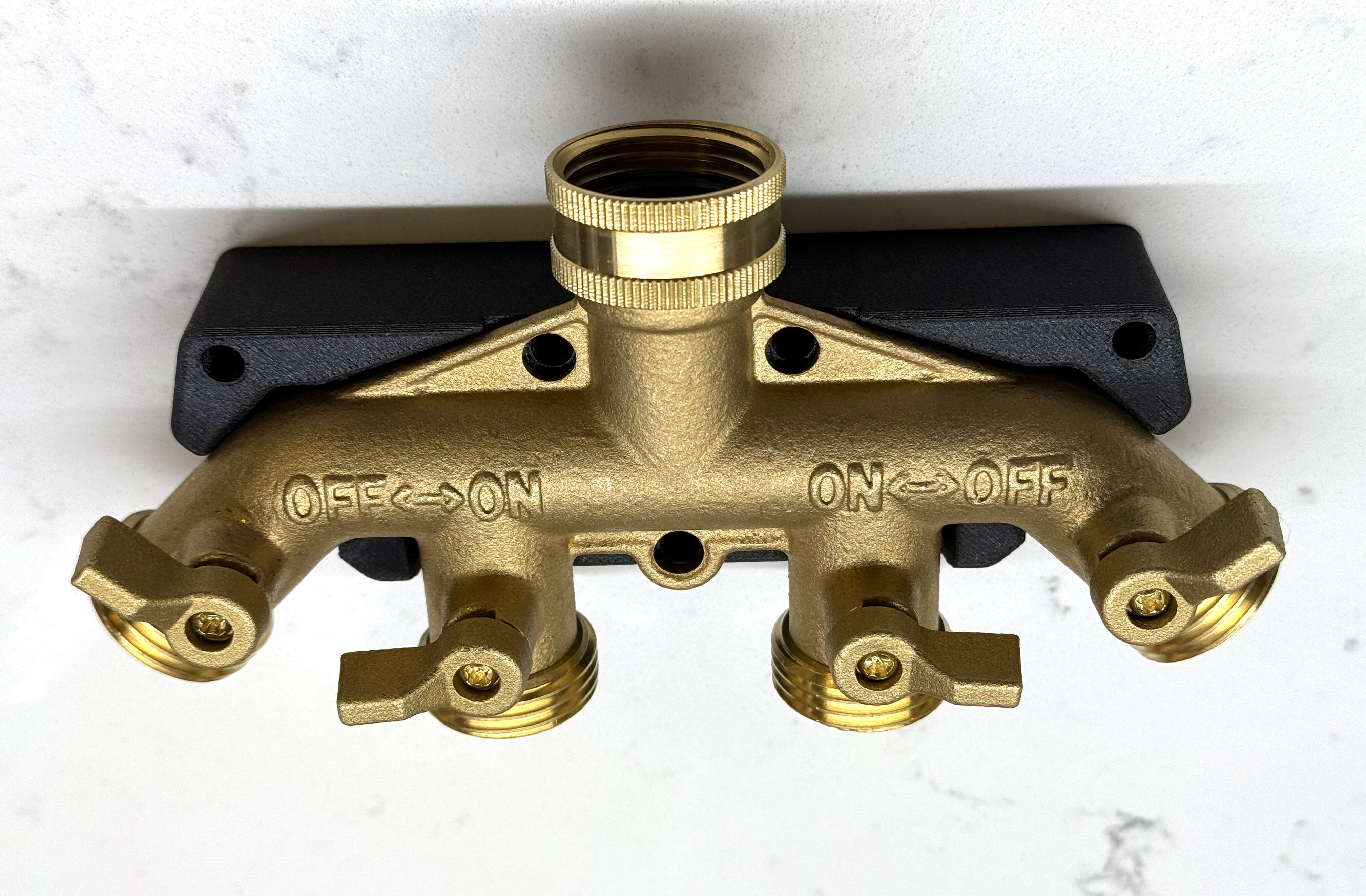 Mounting Bracket for 4-way Garden Hose Manifold/Splitter