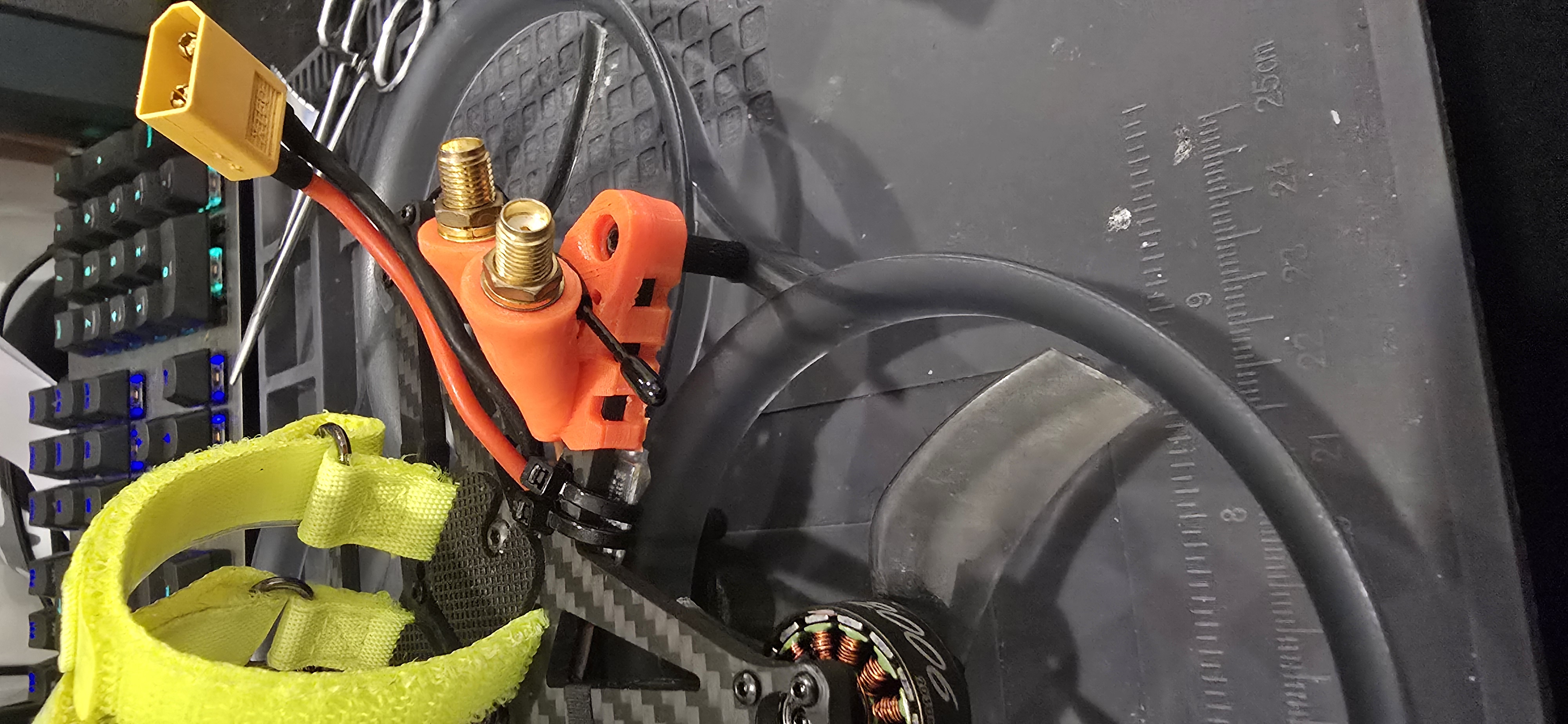 Cineape 35 Dual Sma antenna + ELRS antenna Mount