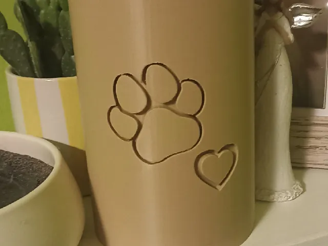 pet urn