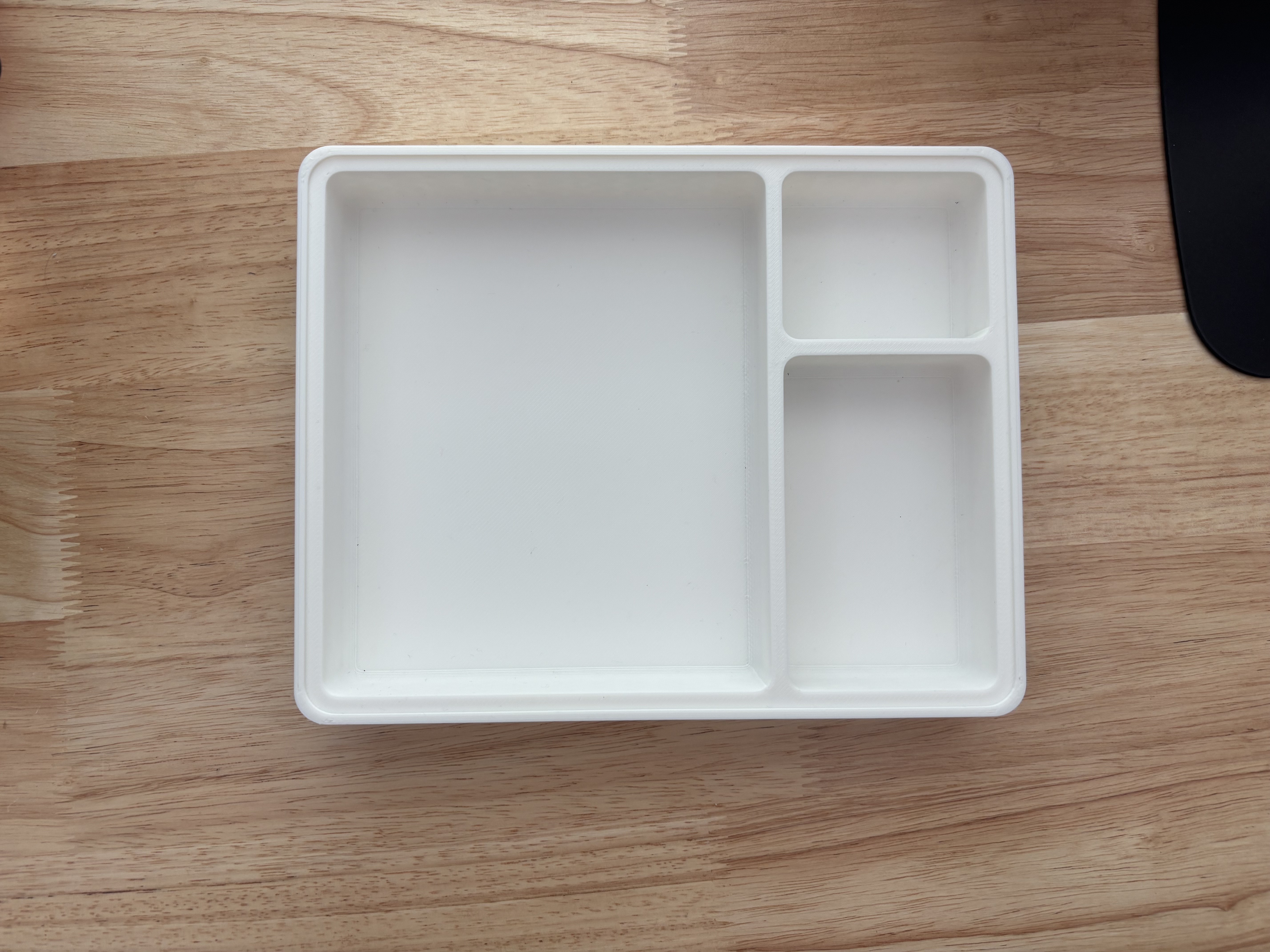 Miniatura 2 do modelo 3D Stackable Catch All Tray / Organizer