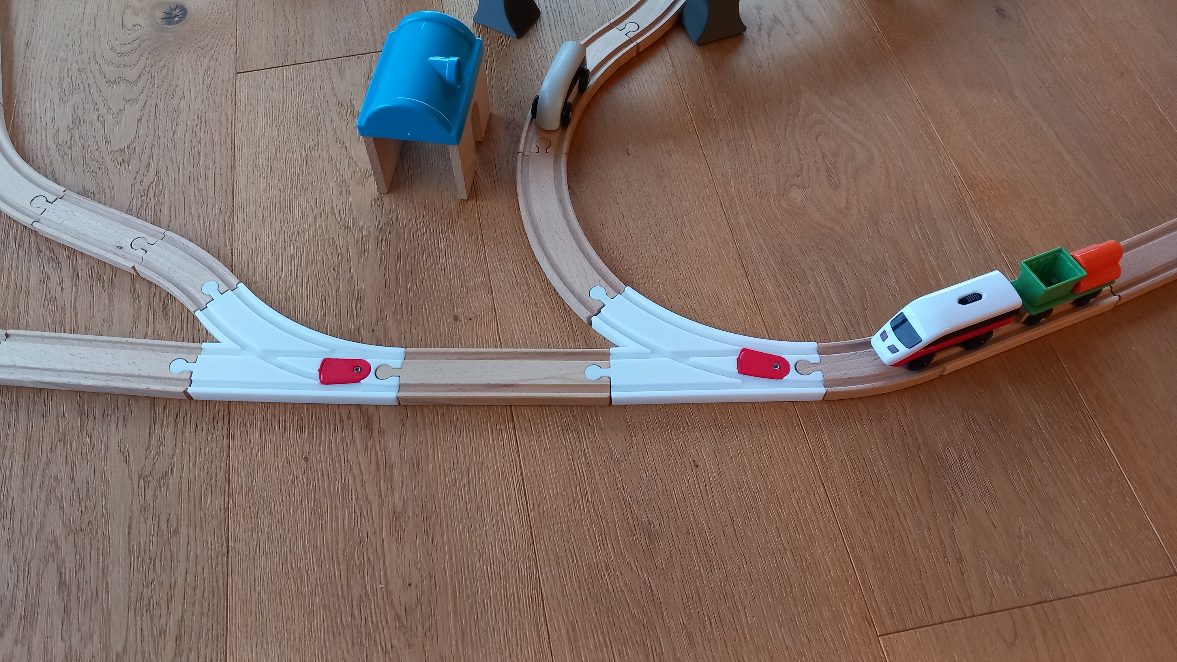 Manual Switching Track