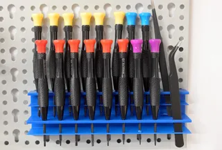 Mini-Screwdriver holder for Küpper pegboard / Mini-Schraubendreher-Halter für Küpper-Lochwand