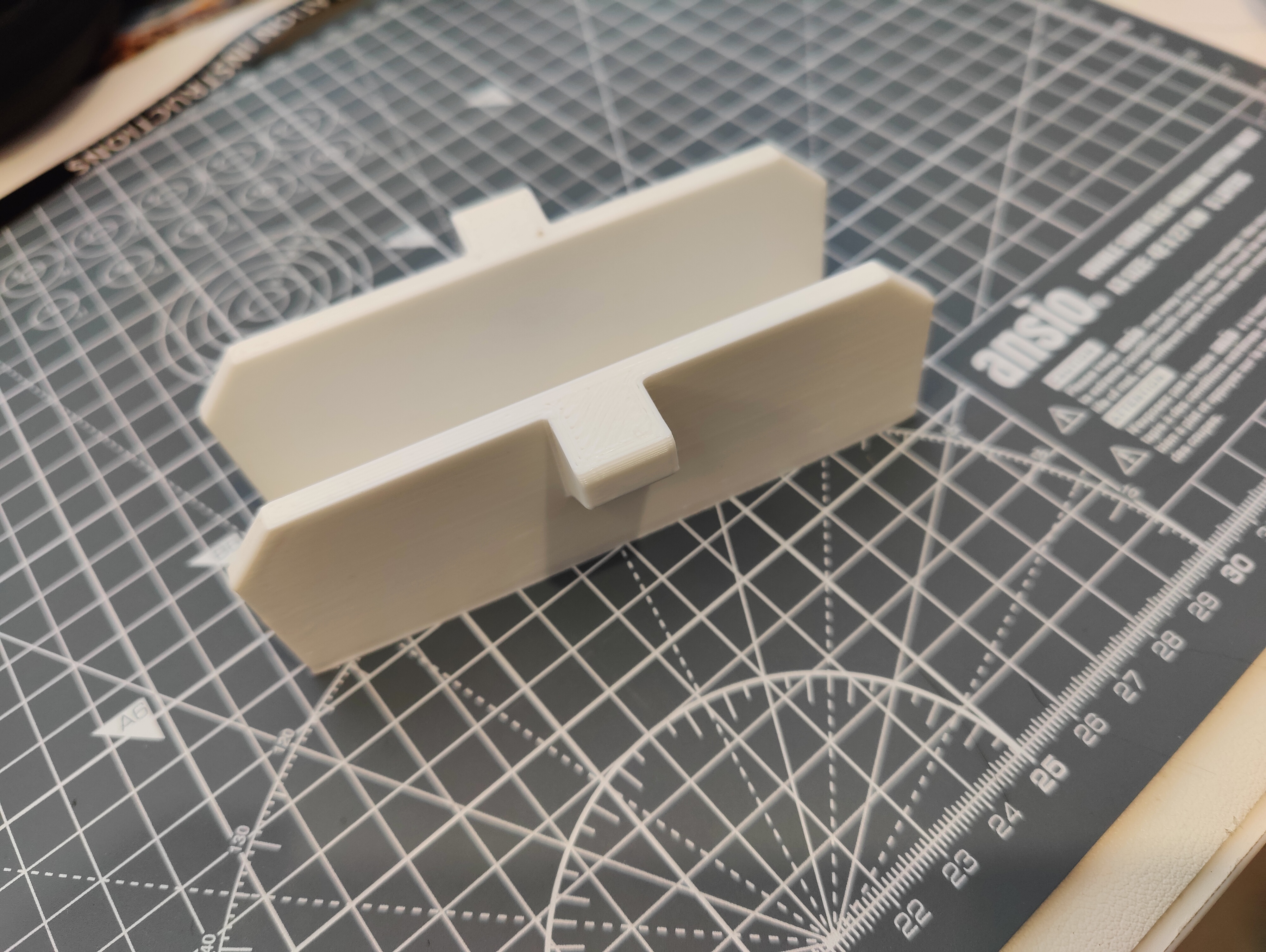 Parametric Sliding Bifold Door Lock — thumbnail 2