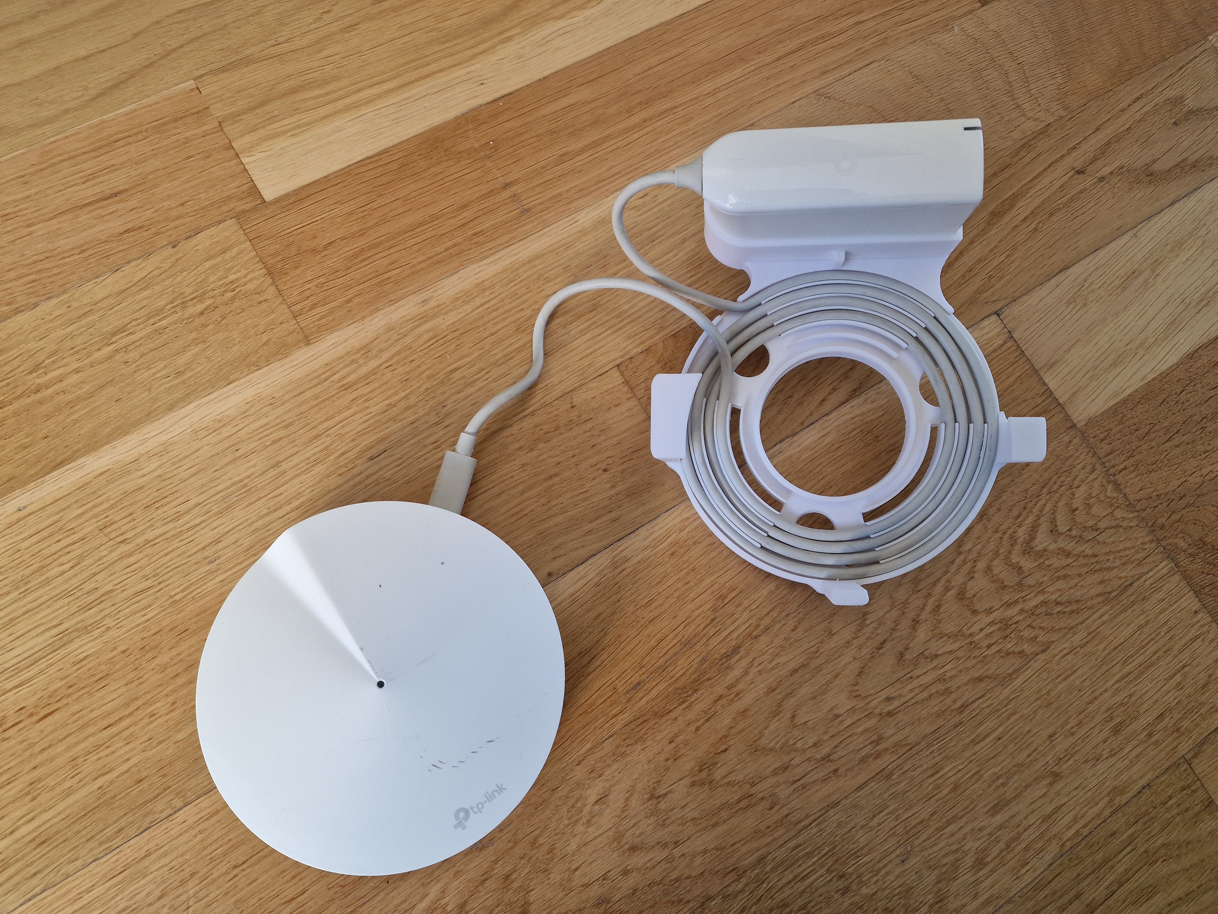 Miniatura 3 do modelo 3D Tp-Link Deco M5 / P7 Socket Holder