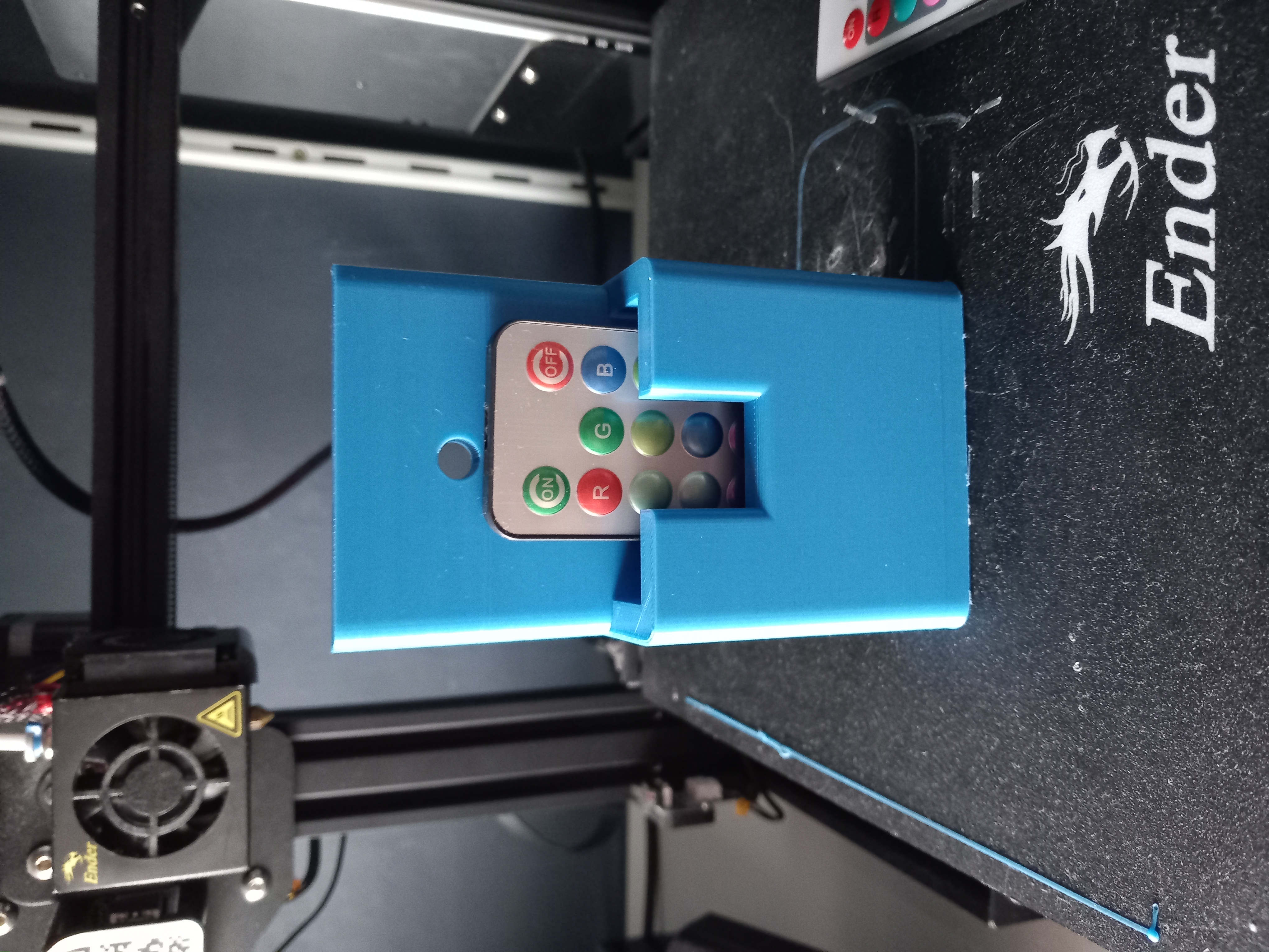 Miniatura 2 do modelo 3D support télécommande LED