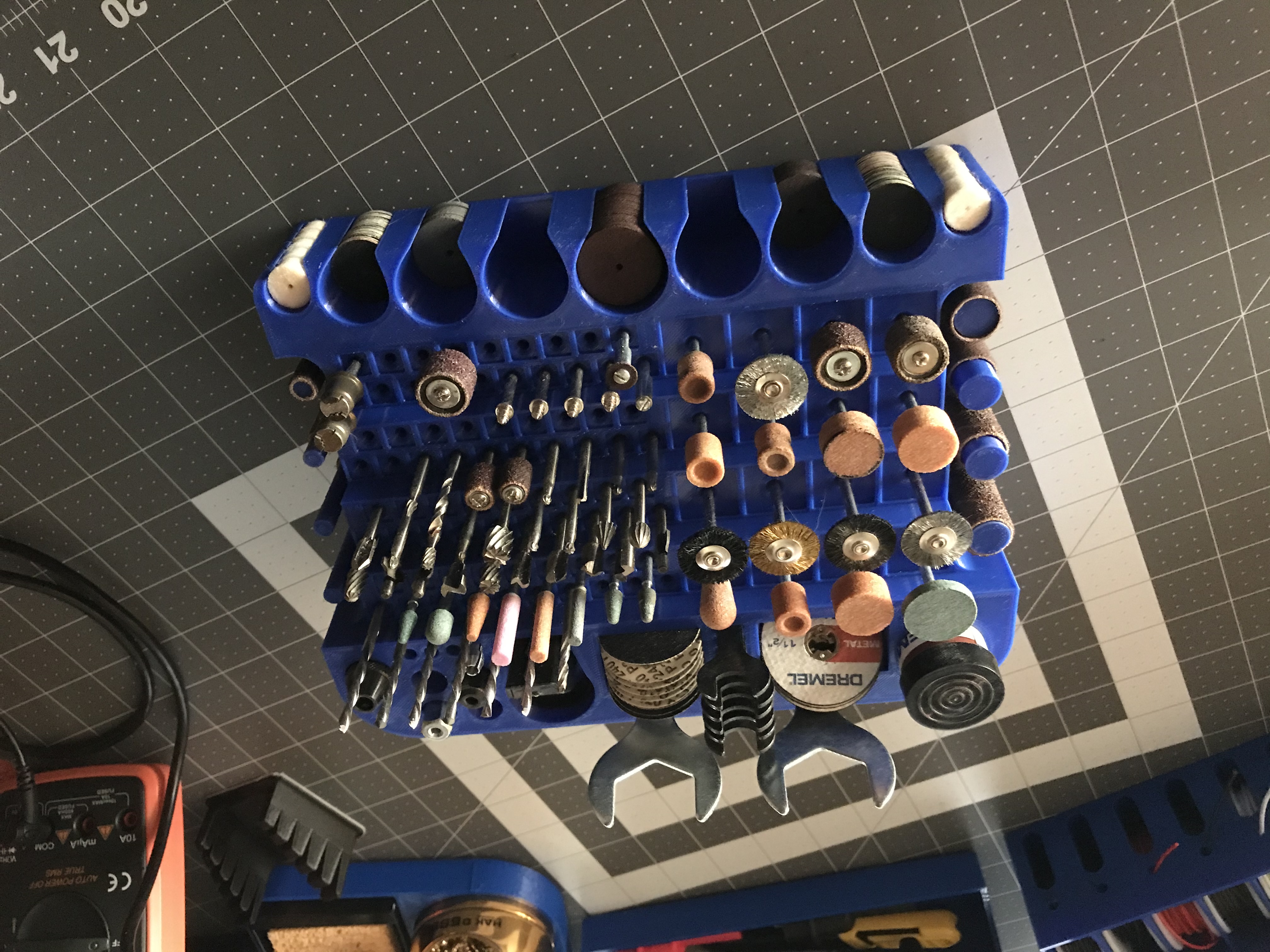 Miniatura 2 do modelo 3D Workshop Storage - Dremel Bit Storage