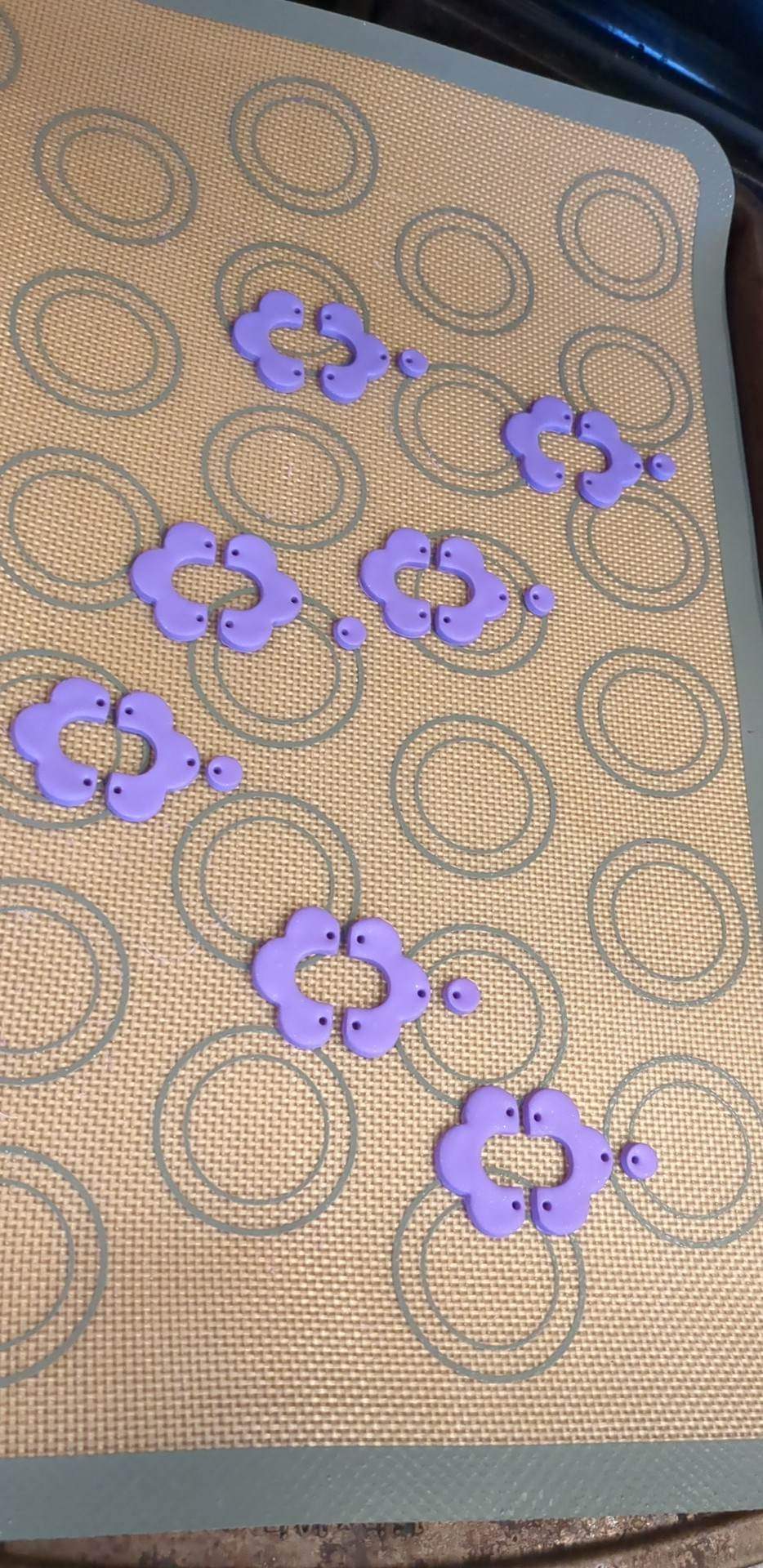 Flower shape cutter