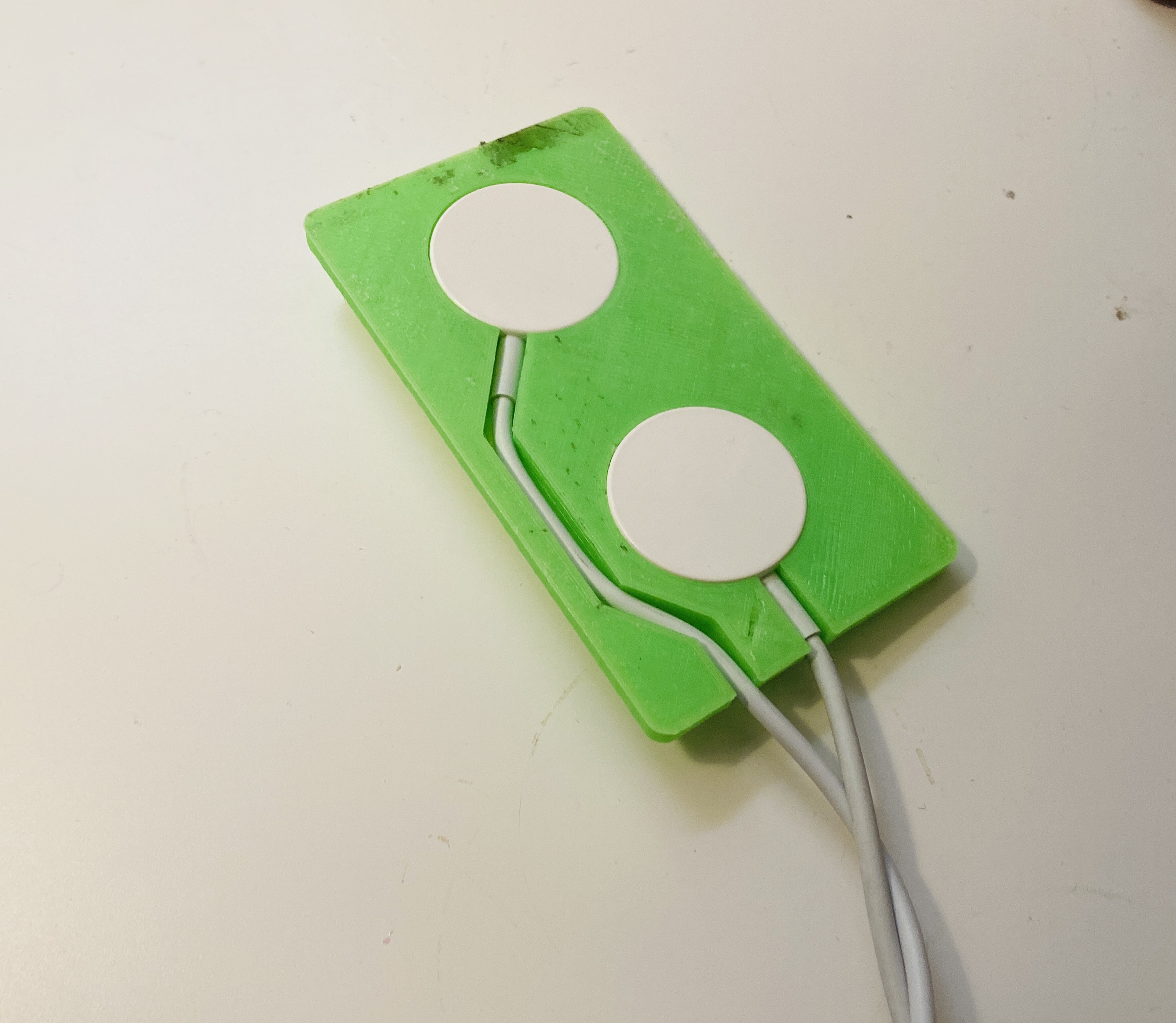 dual-apple-watch-charger-by-accomplishedtrash91-download-free-stl