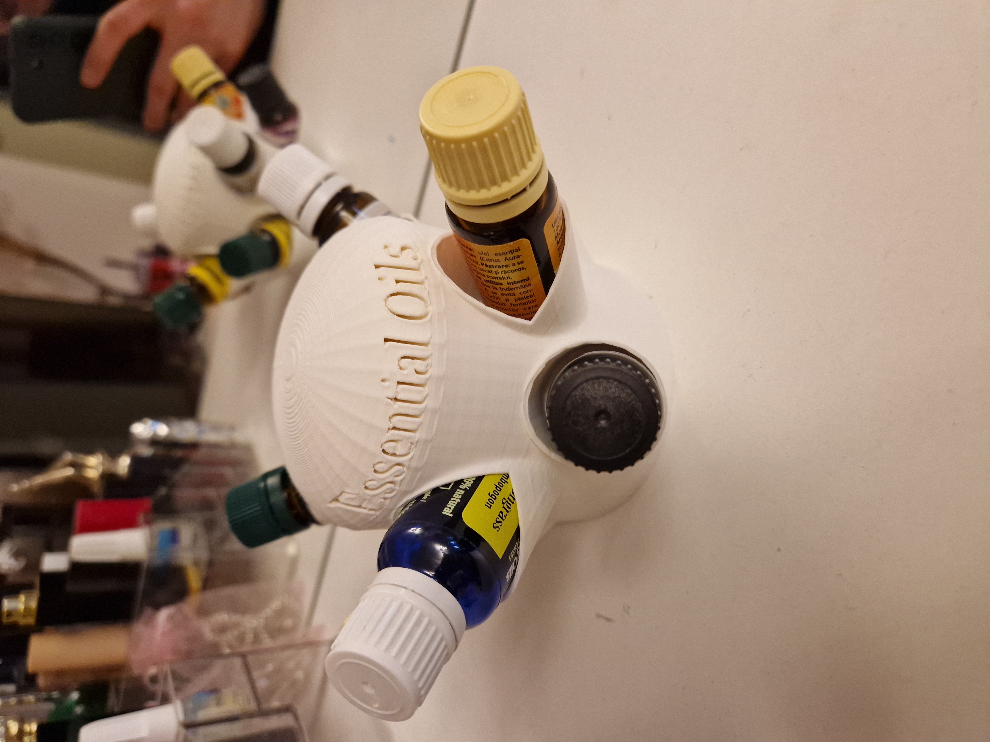 Essential Oils Rotative Stander