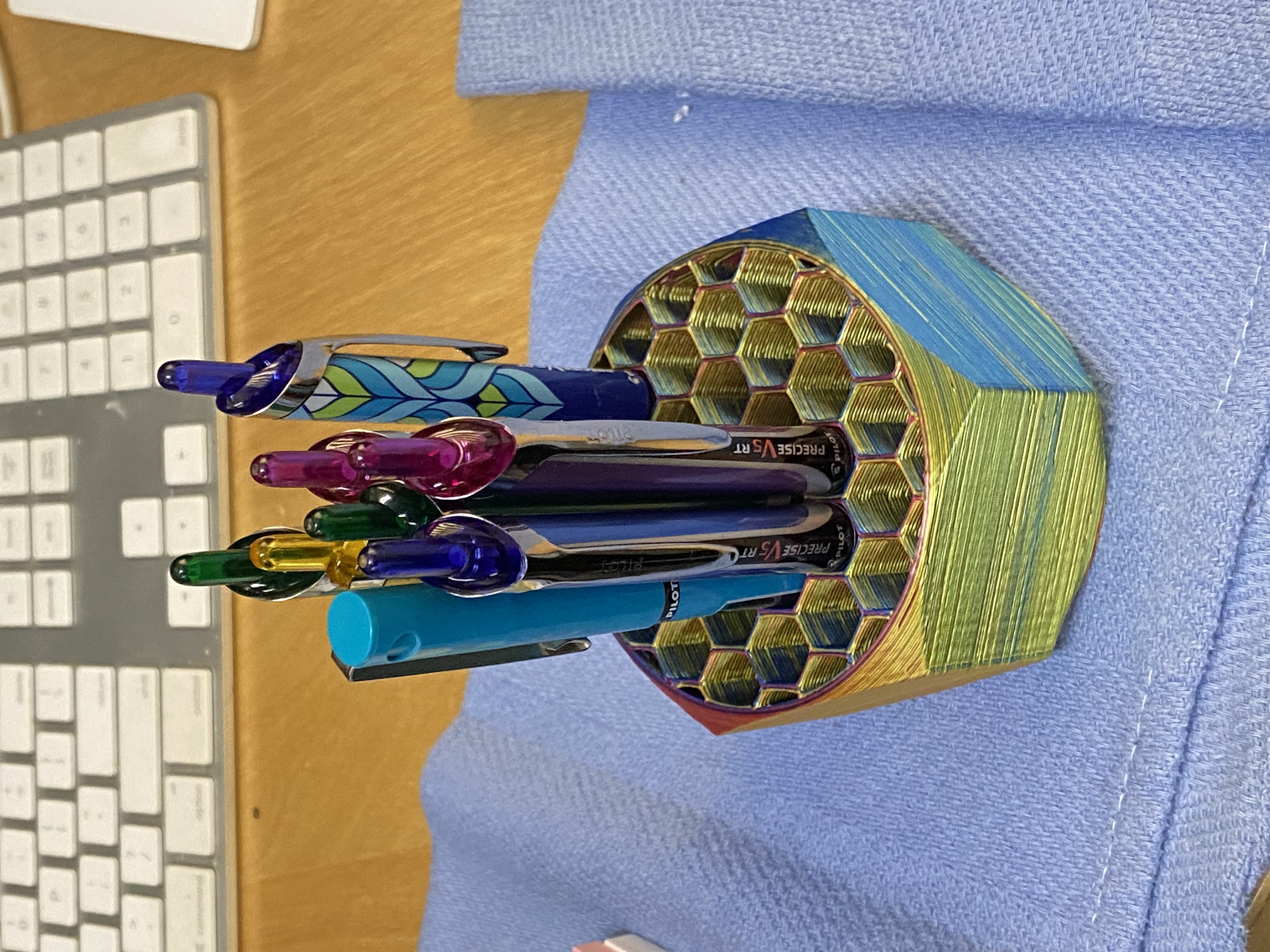 HoneyComb Pen/Pencil holder