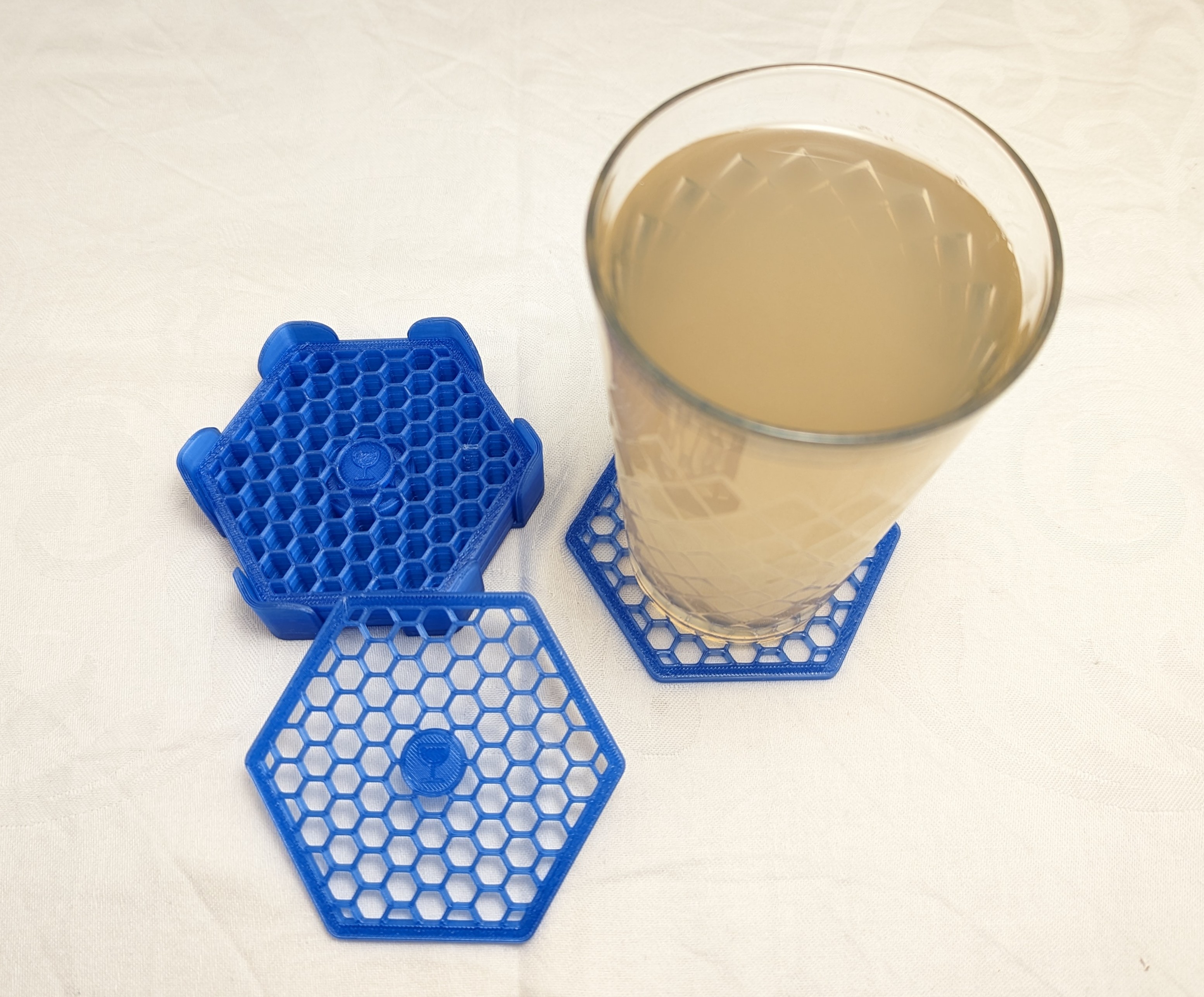 Honeycomb Coaster with Rack