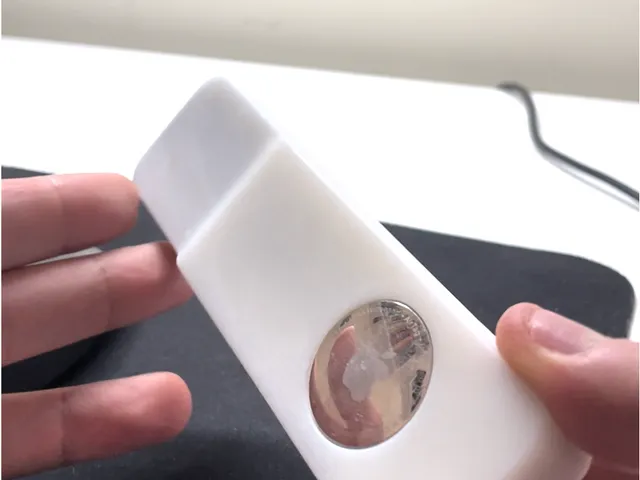 Apple TV 4K Siri Remote Airtag Case