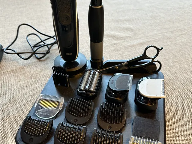 Beautiful Braun Series 5 shaver tray