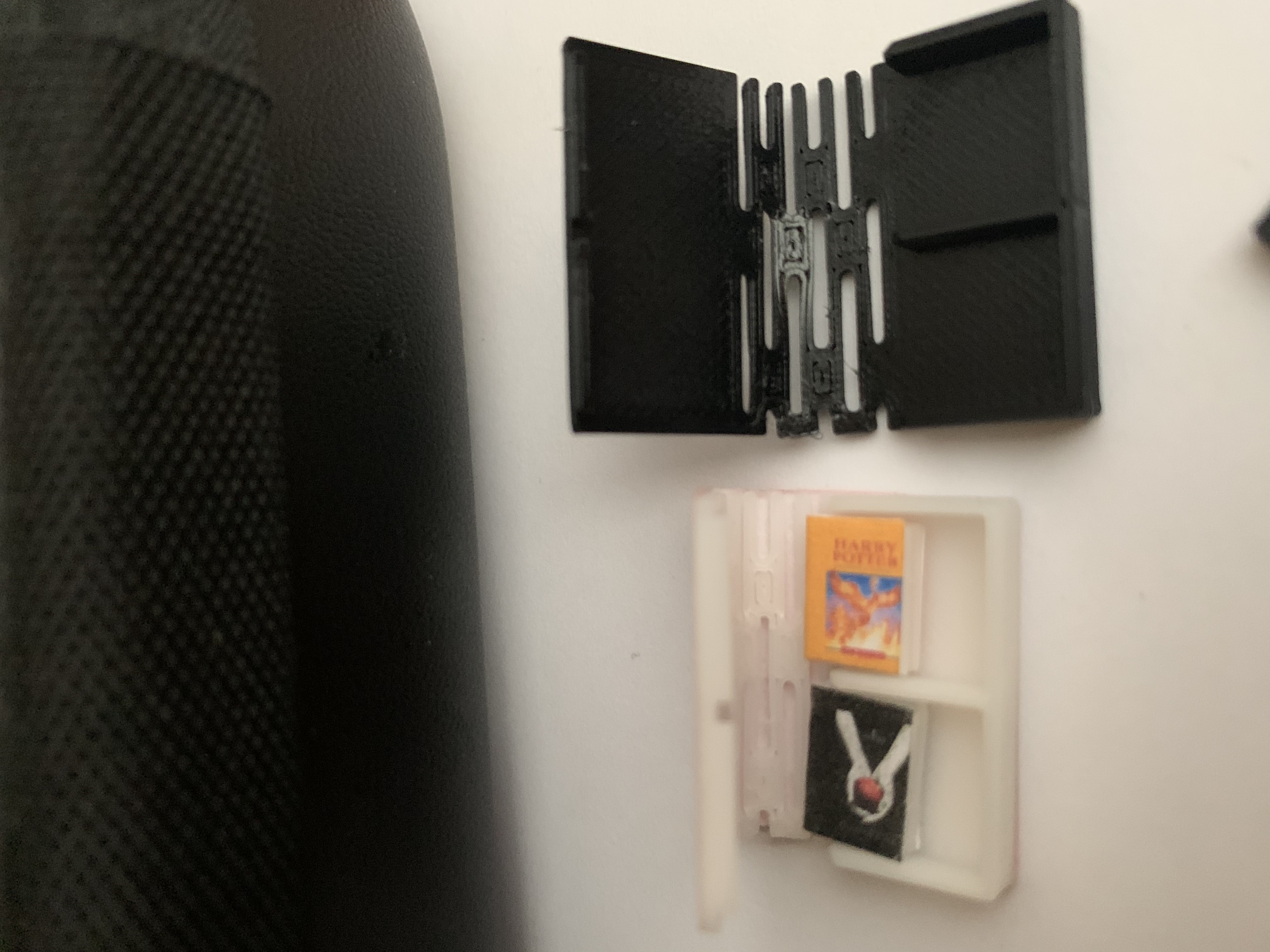 Mini book (hidden micro bookshelf) with living Hinge