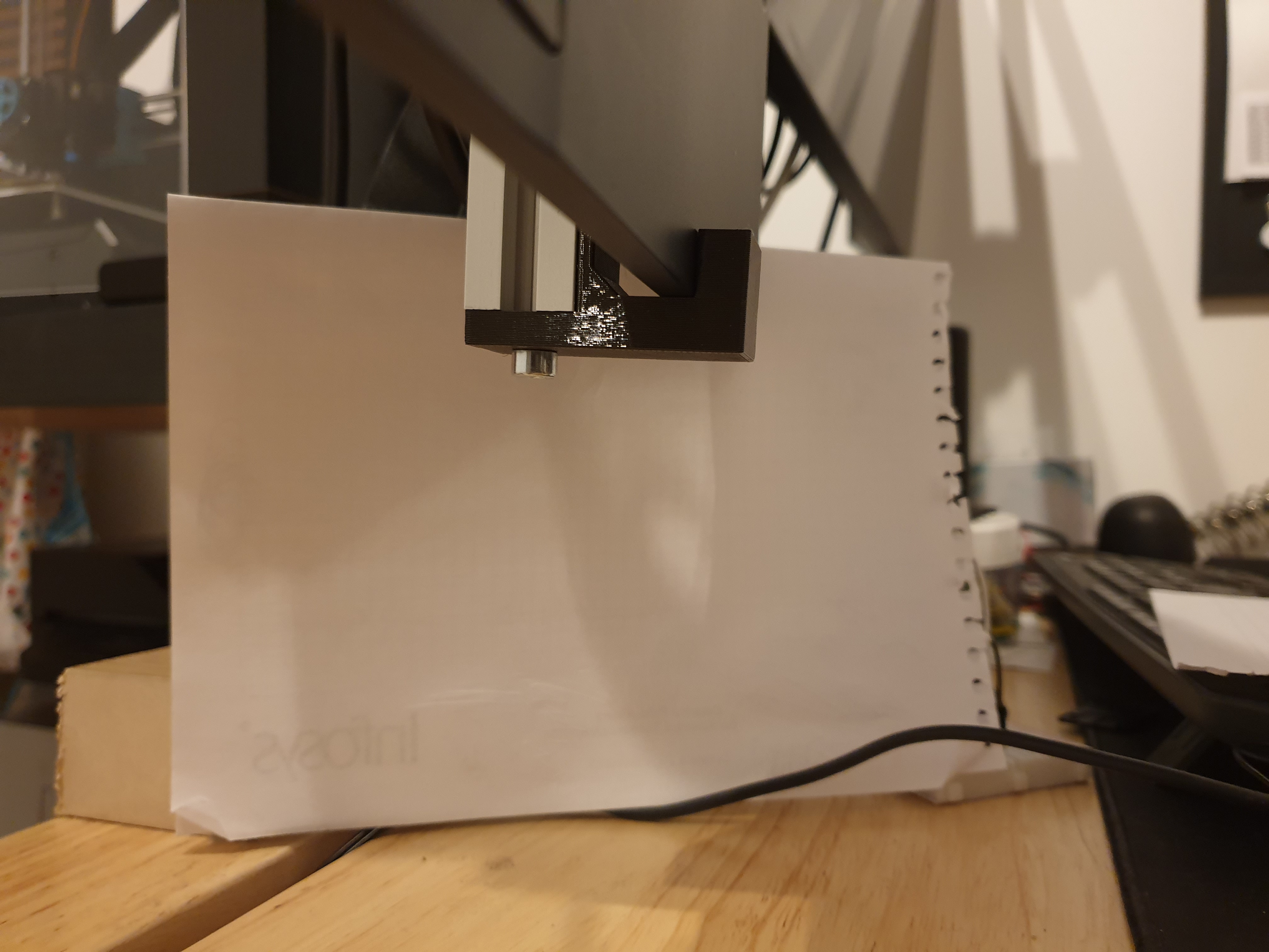 Miniatura 3 do modelo 3D Vesa laptop mount.