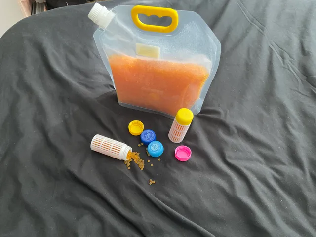 standard soda bottle cap silica container