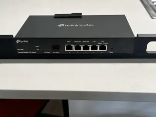 TP-Link 1U rackmount housing for ER7206 router mk II by ppastur ...