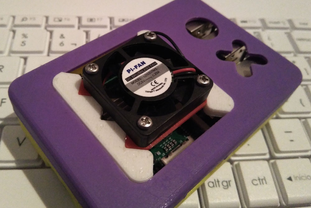 Fan support for Raspberry Pi B+ Face Case