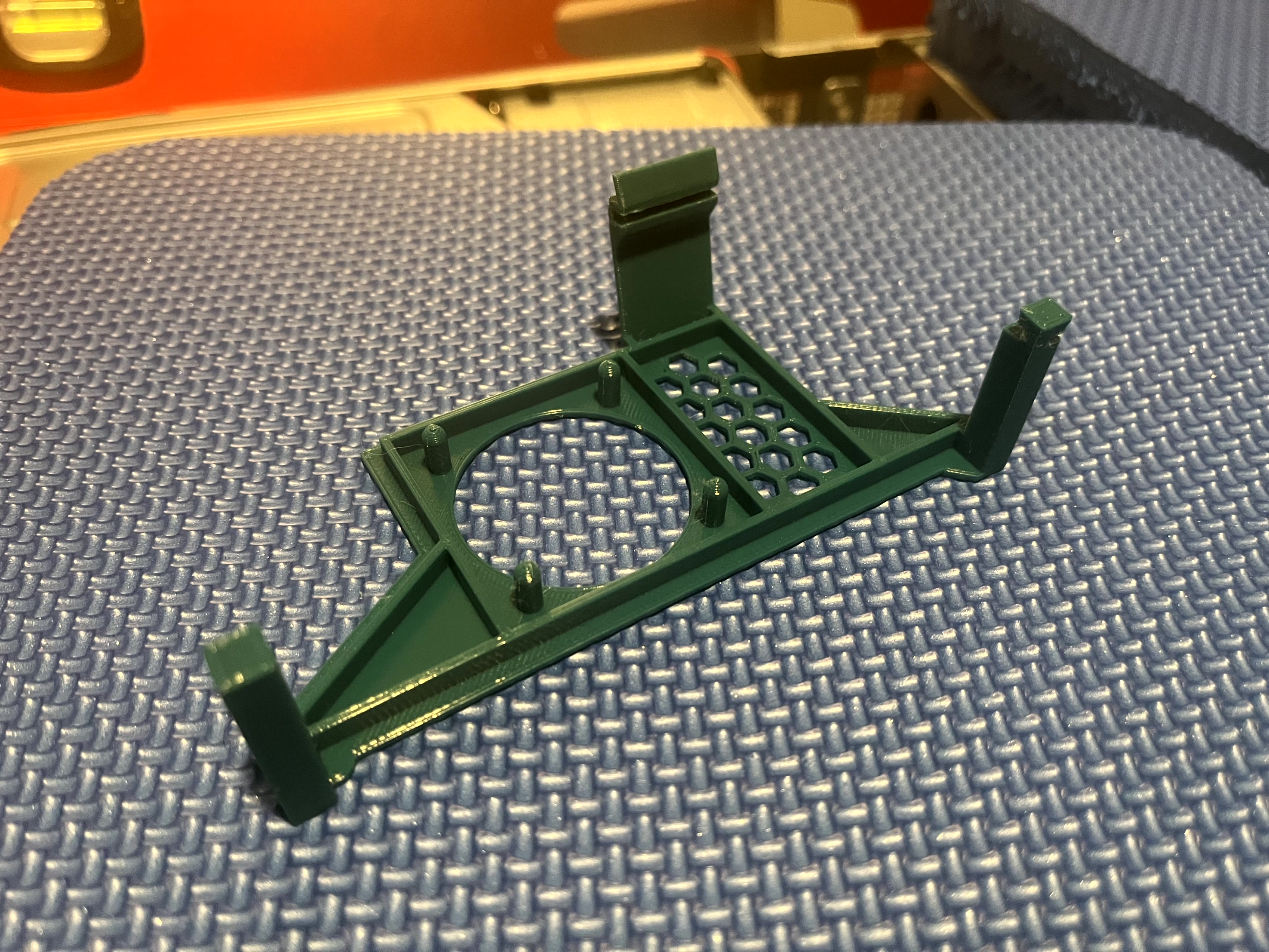 Supermicro AOC-S3108L-H8iR 40mm Fan Bracket
