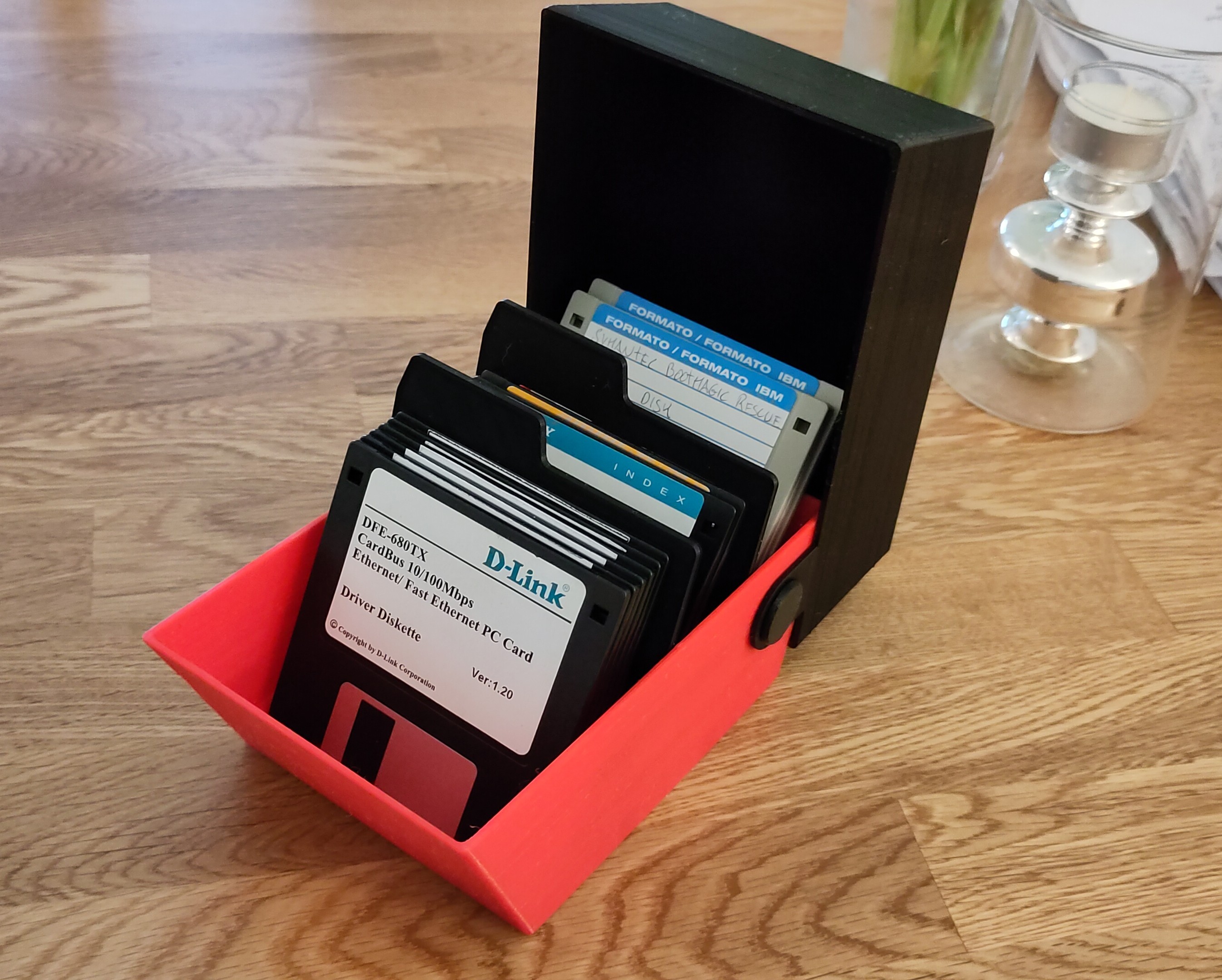 Floppy Disk Storage Case by ysengard Download free STL model