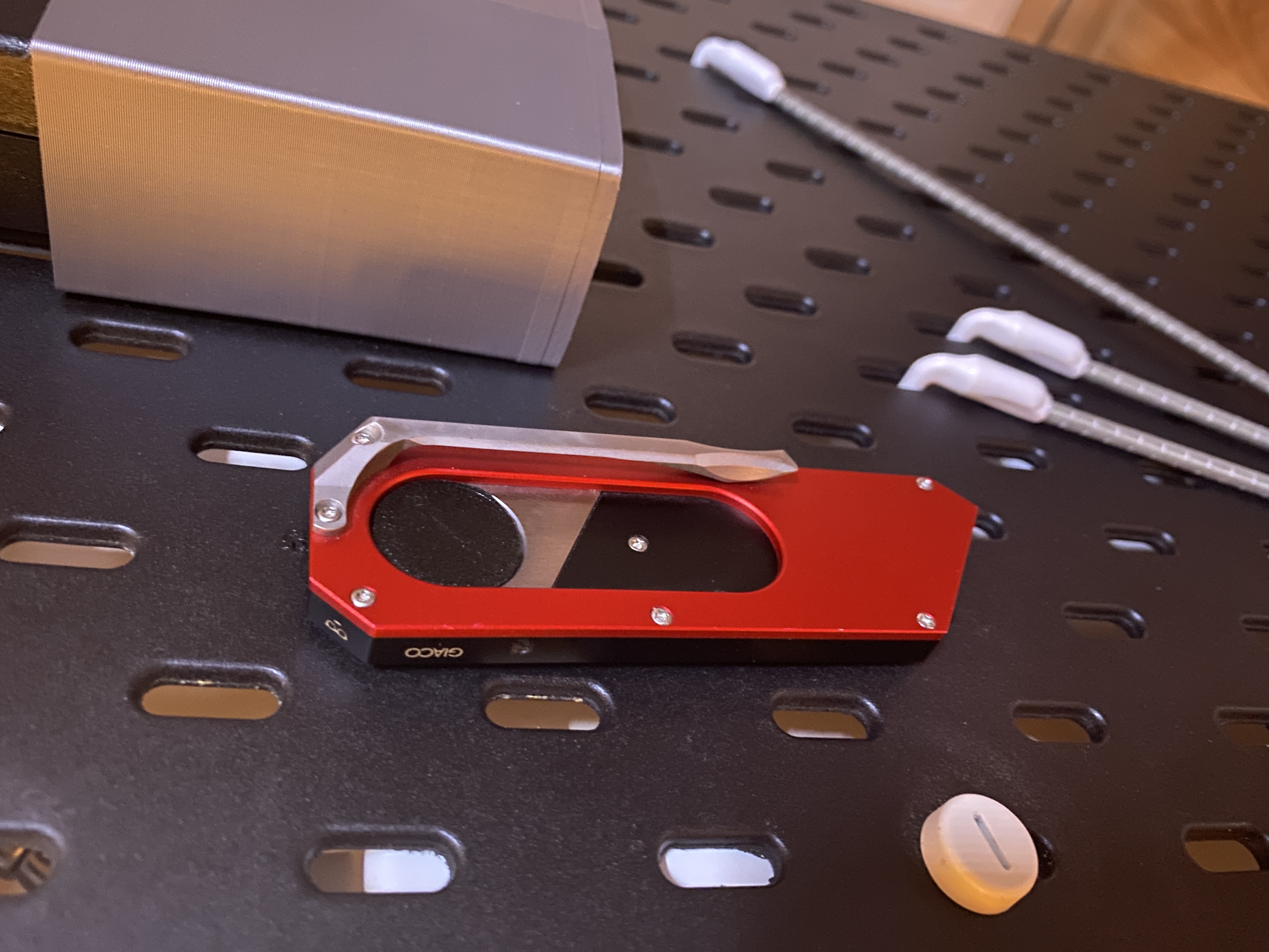 Maker Knife Skadis Holder 3D model thumbnail
