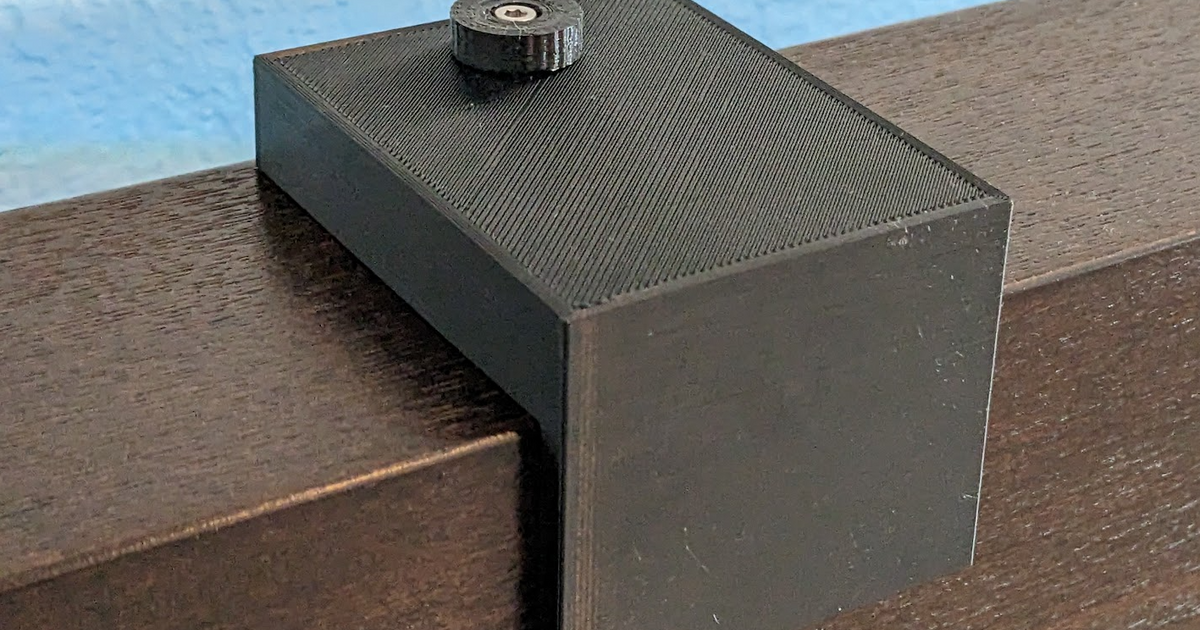 Adjustable Bed Headboard Clamp by meagerfindings Download free STL